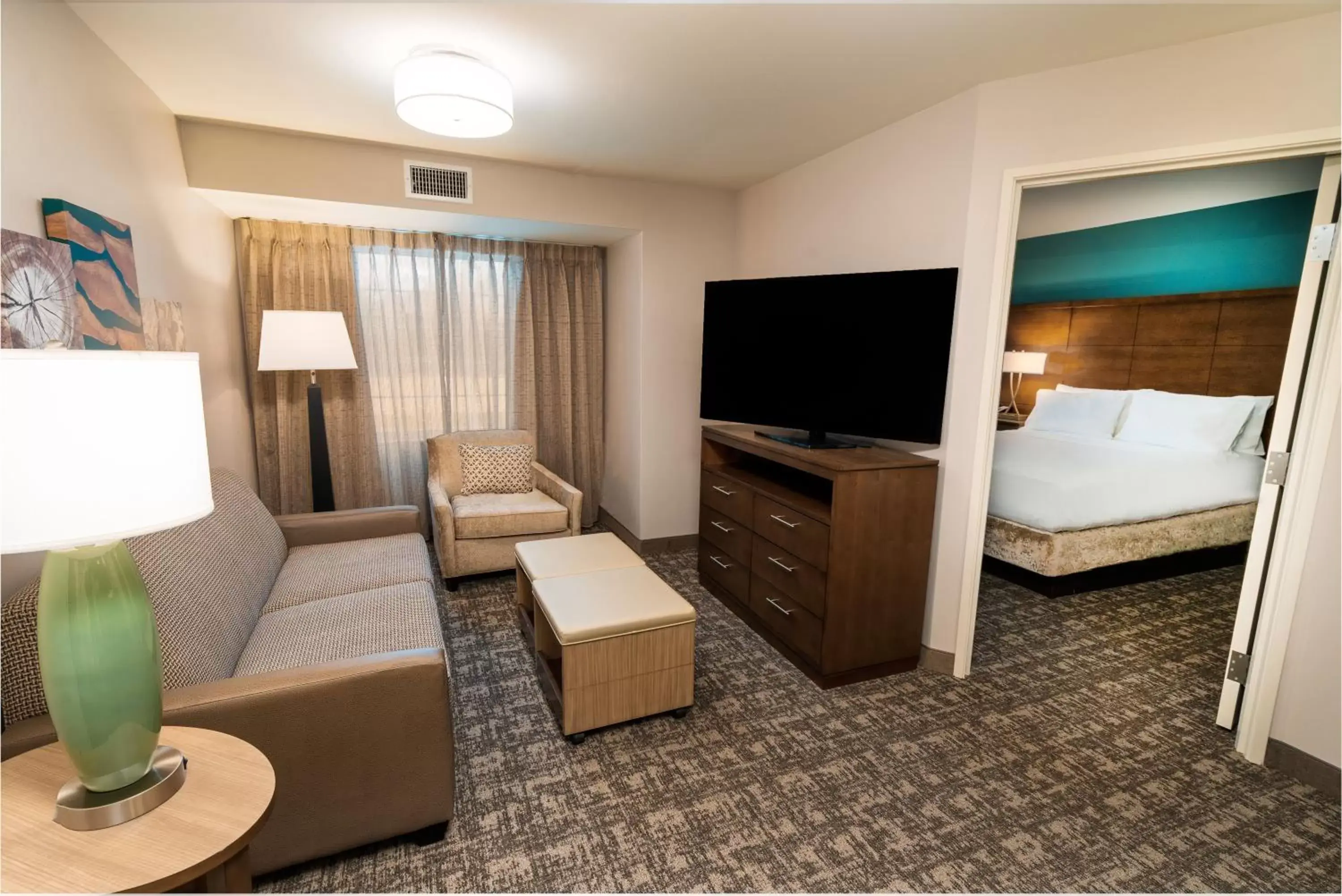 One-Bedroom Suite with Two Queen Beds - Hearing Accessible/Non-Smoking in Staybridge Suites - Washington DC East - Largo by IHG One-Bedroom Suite with Two Queen Beds - Hearing Accessible/Non-Smoking in Staybridge Suites - Washington DC East - Largo by IHG