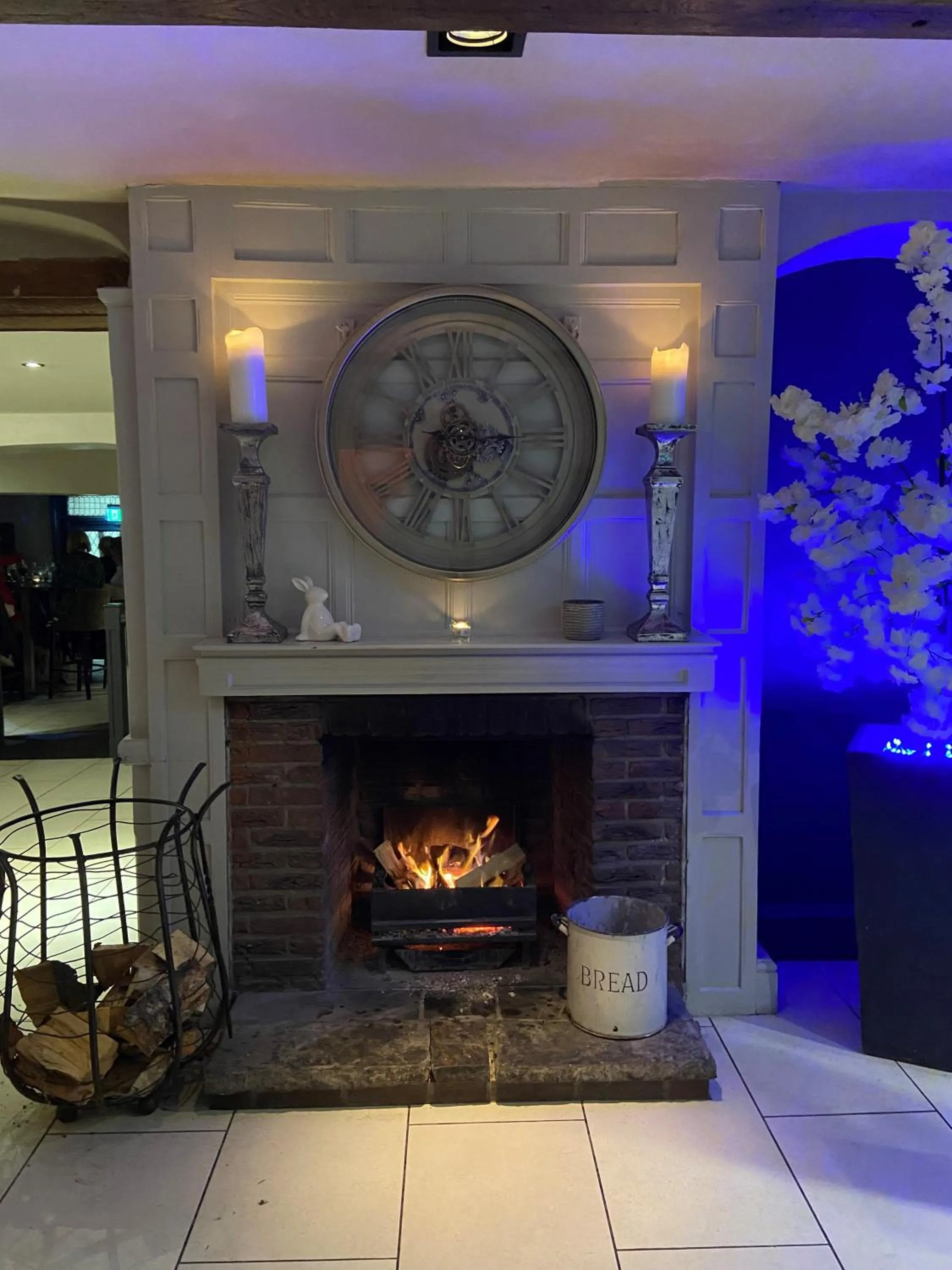 BBQ Facilities in The White Hart Hotel