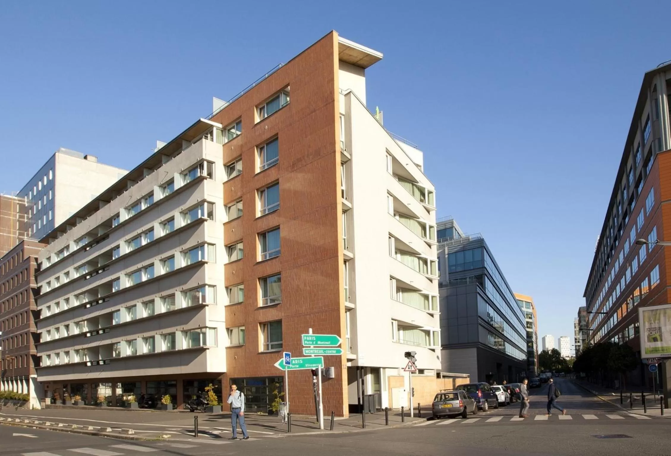 Facade/entrance in Séjours & Affaires Montreuil Saint Mandé