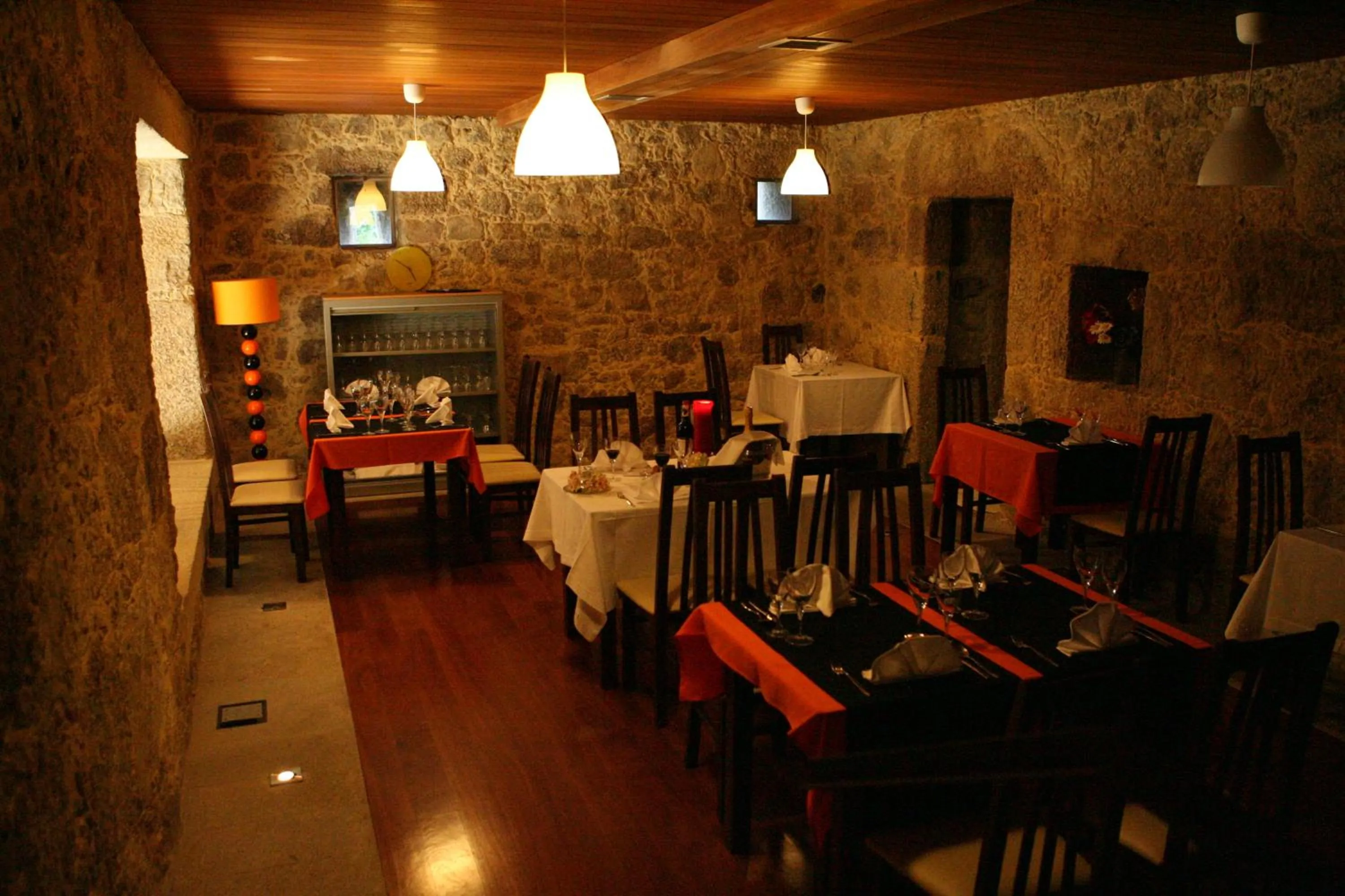 Restaurant/places to eat in Hotel Rural Alves - BRAGA - Casa Alves de Torneiros