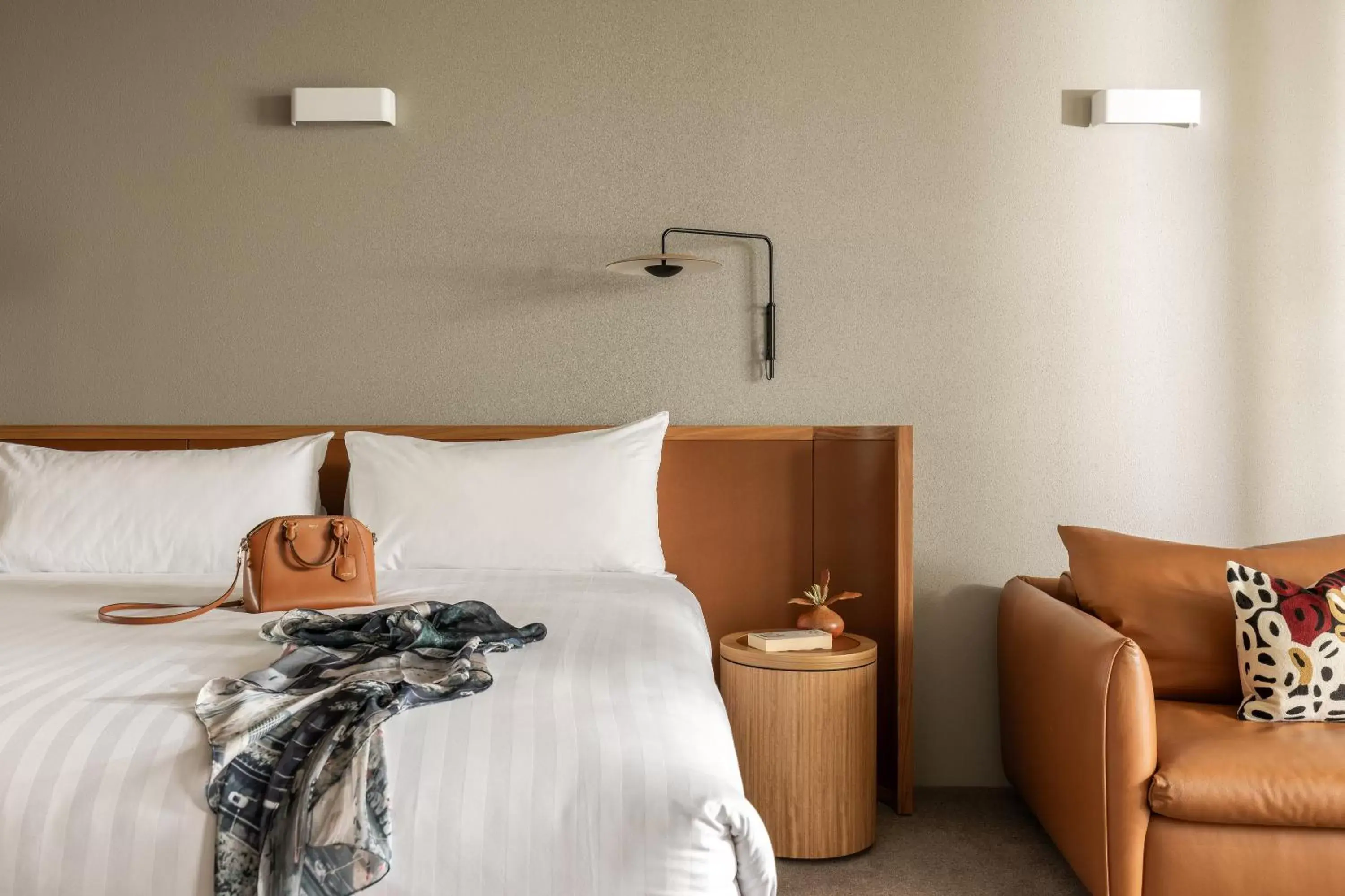 Executive King River View in Wonil Hotel Perth - Handwritten Collection Executive King River View in Wonil Hotel Perth - Handwritten Collection