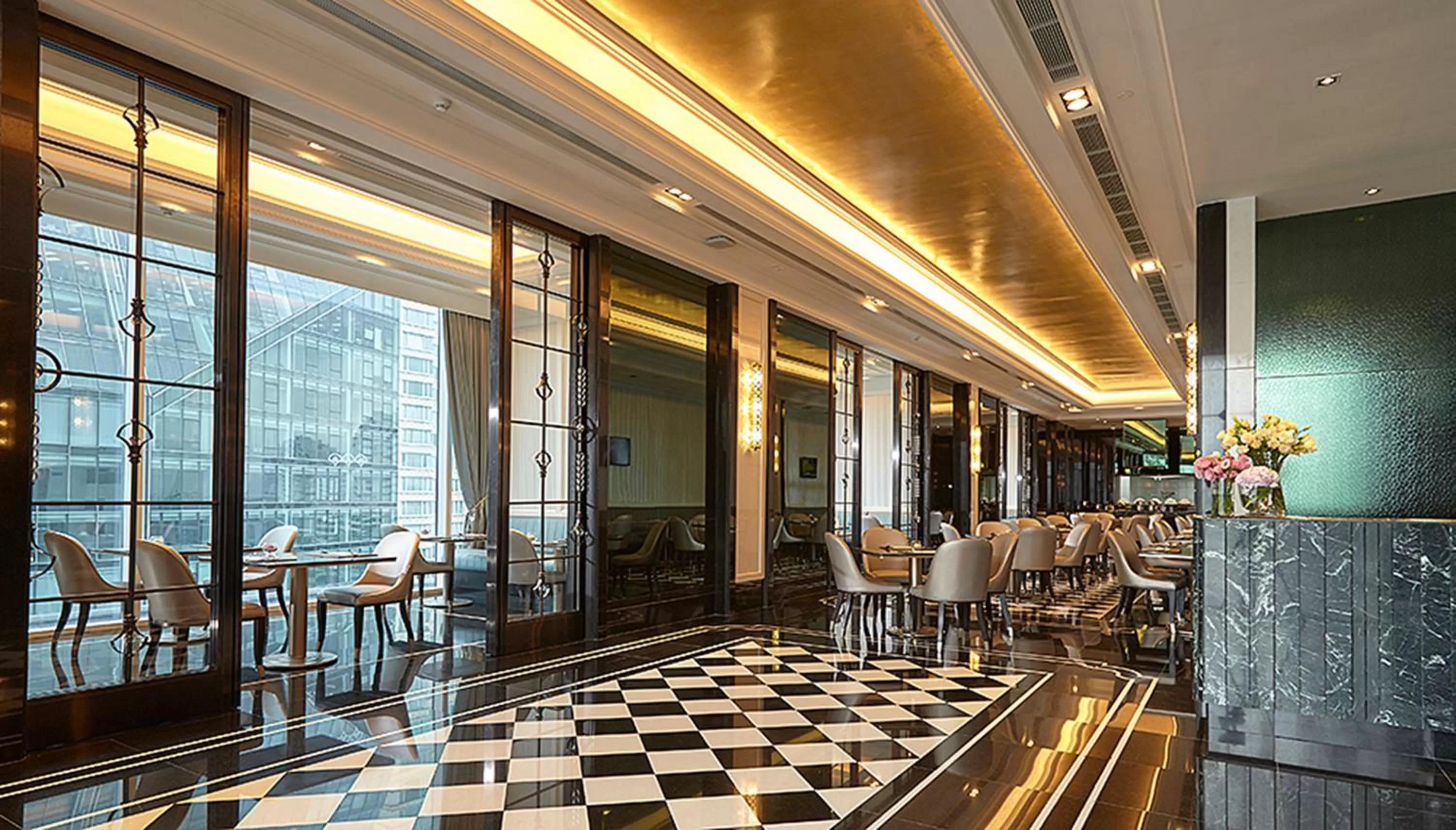 Lounge or bar in Grande Centre Point Sukhumvit 55 Thong Lo