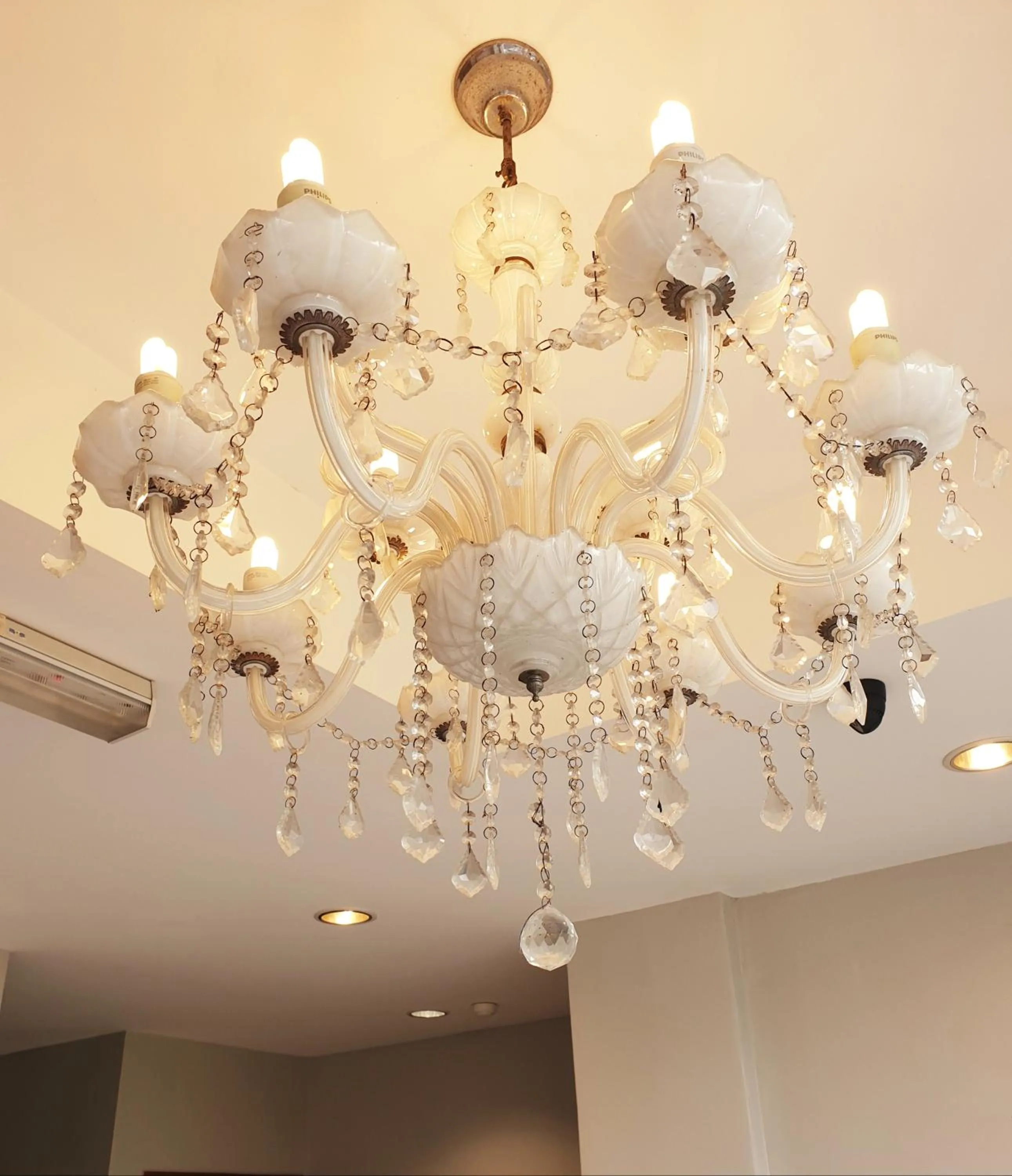 Golden Court Hotel - Tun Abdul Razak