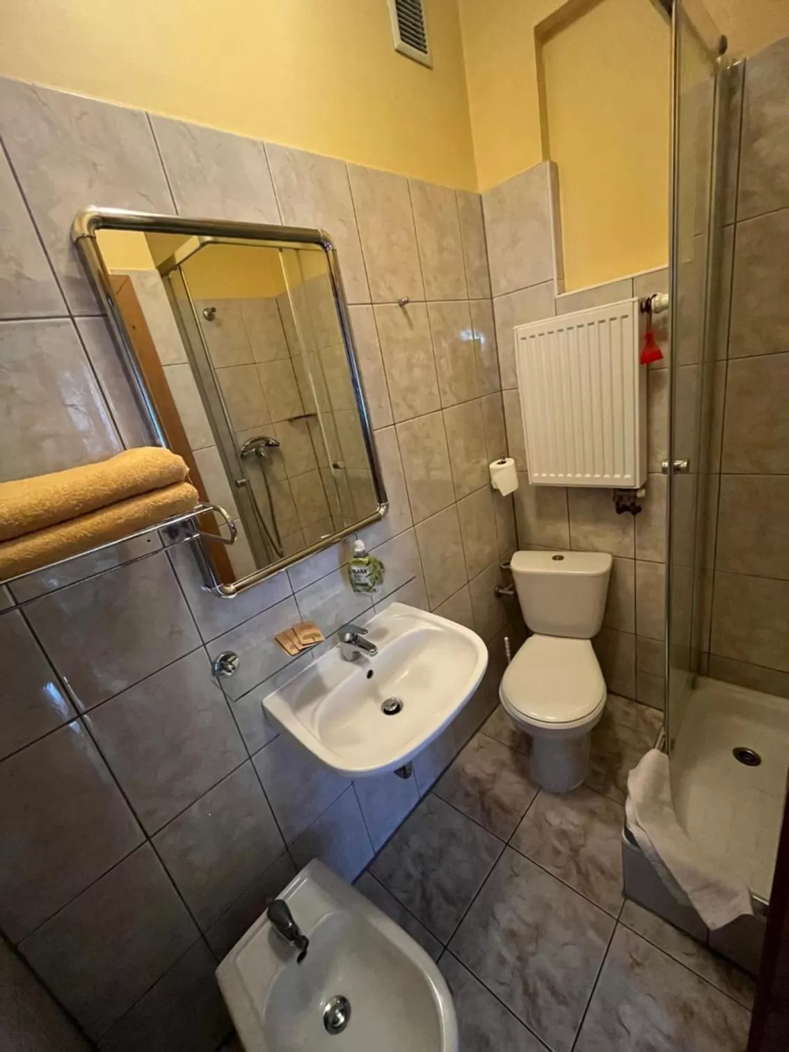 Bathroom in Hotelik Senator with access Kitchen - Adults Only