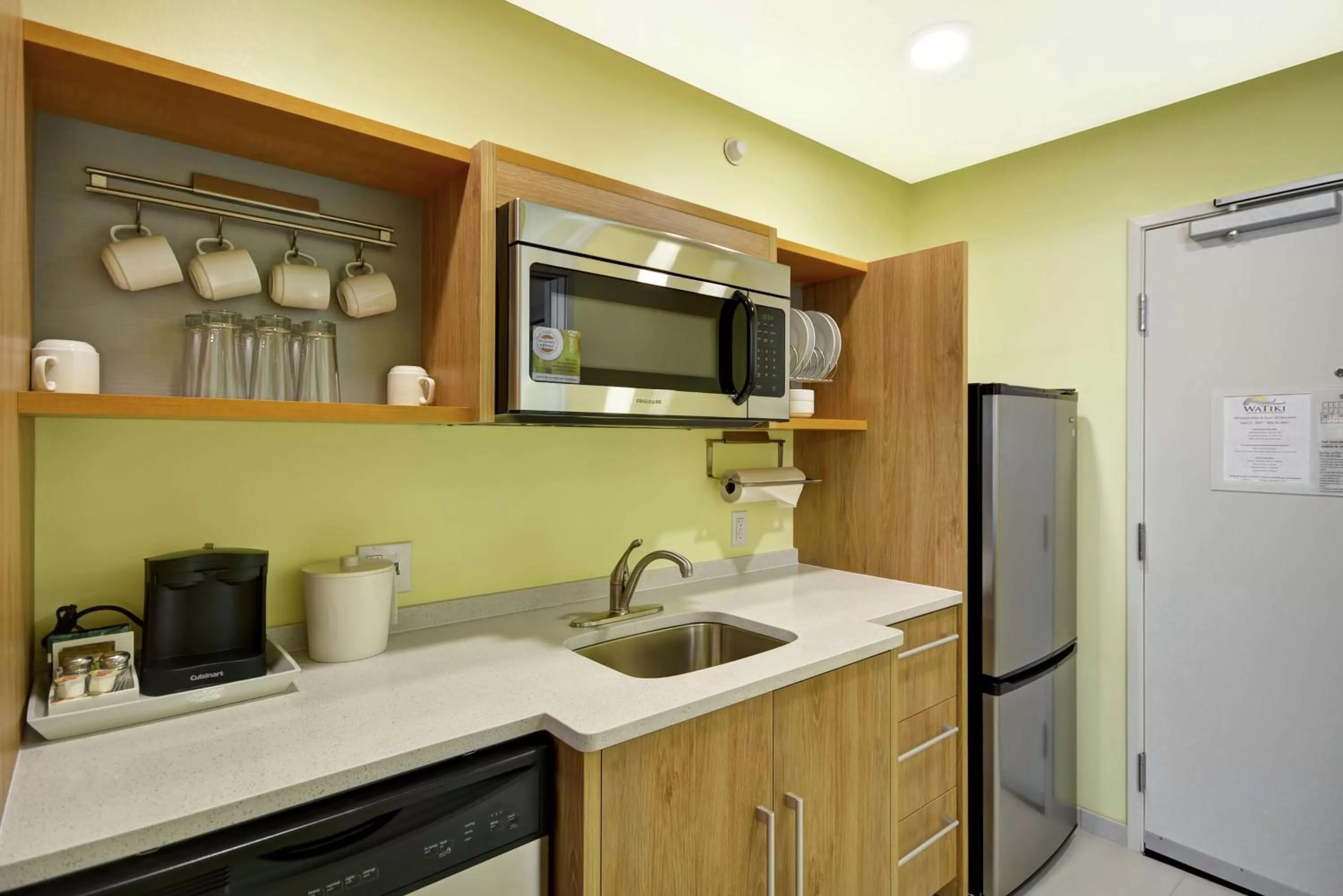 Kitchen or kitchenette in Home2 Suites By Hilton Rapid City