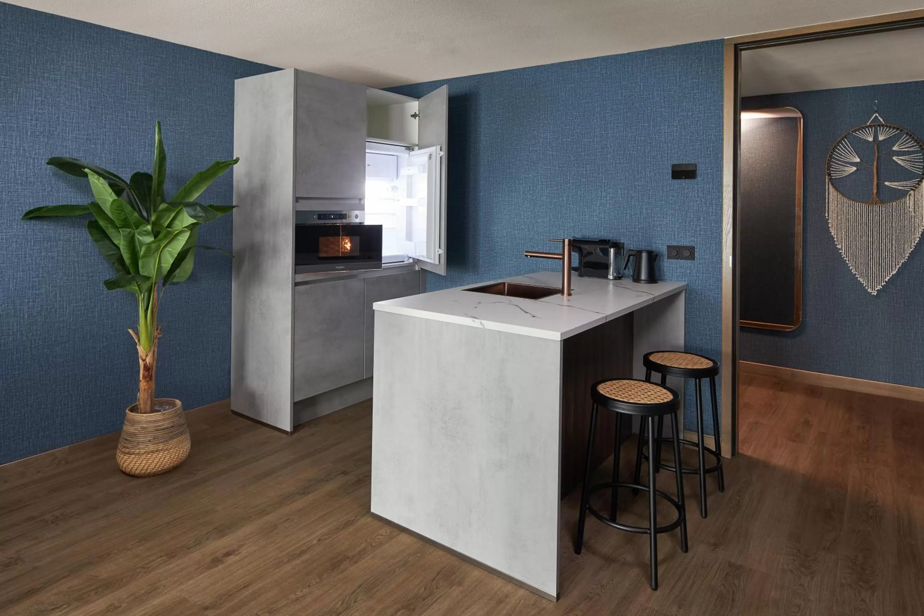 Kitchen or kitchenette in Van der Valk Hotel Haarlem