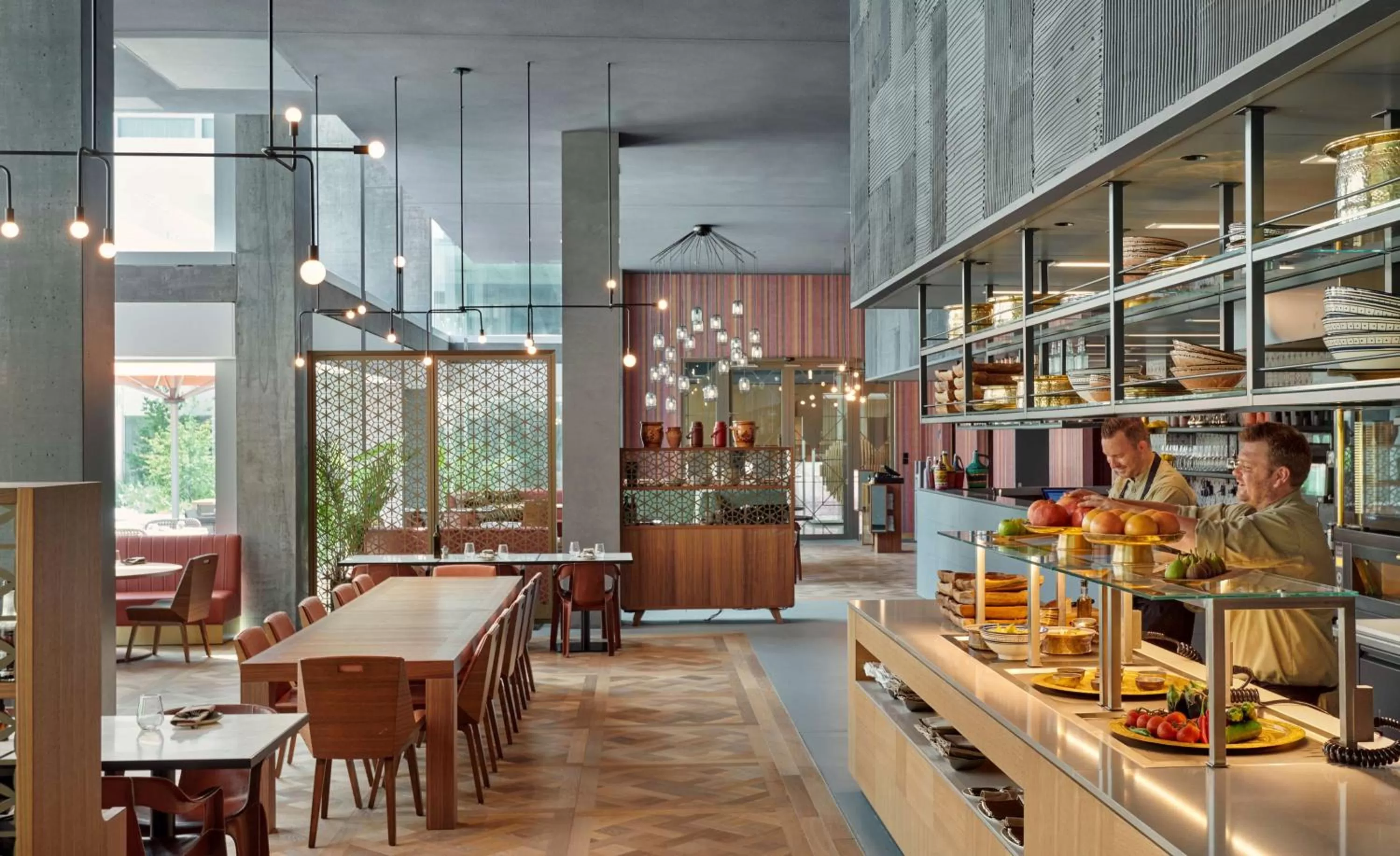 Restaurant/places to eat in Hyatt Regency Zurich Airport Circle