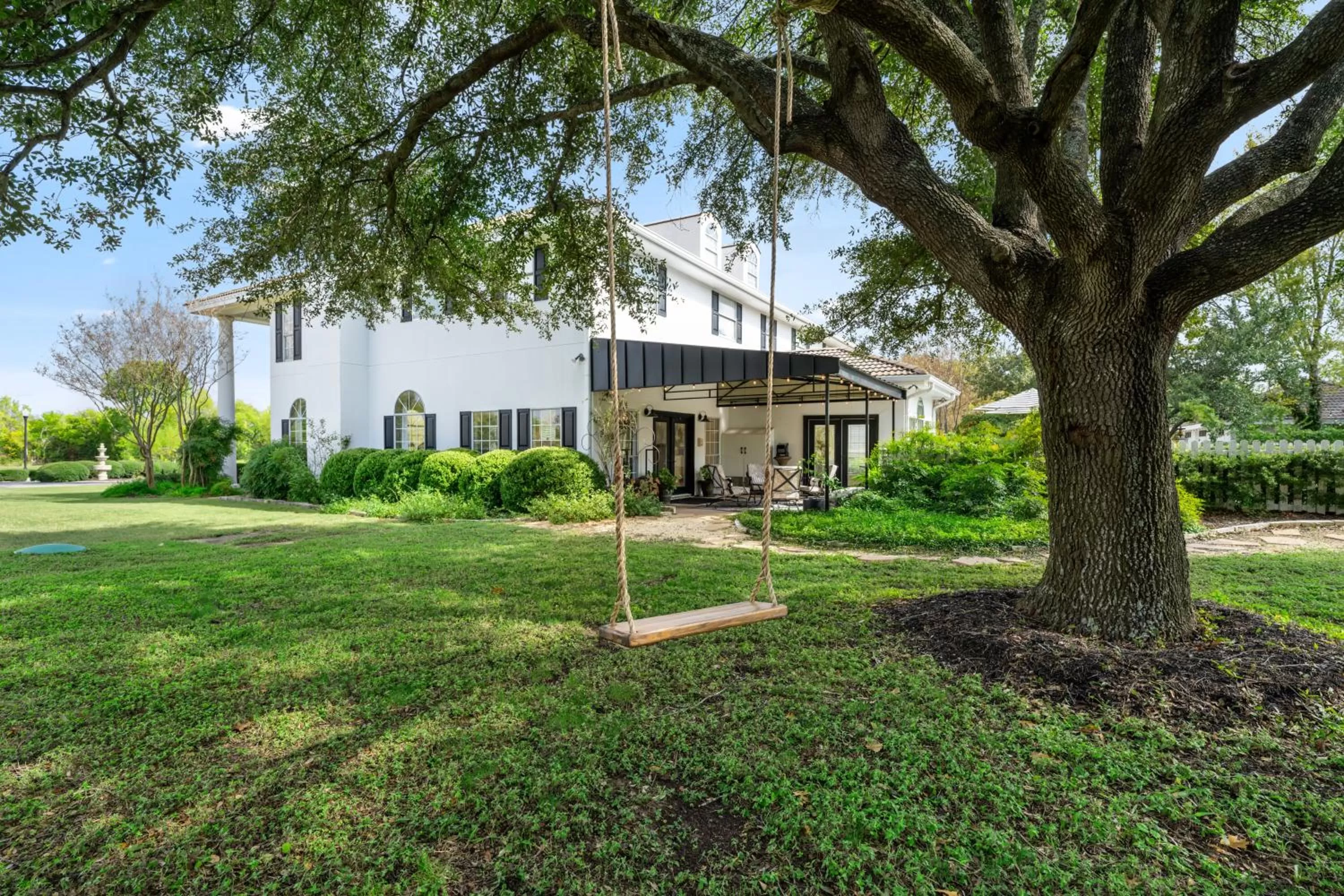 The Plantation House Boutique Inn