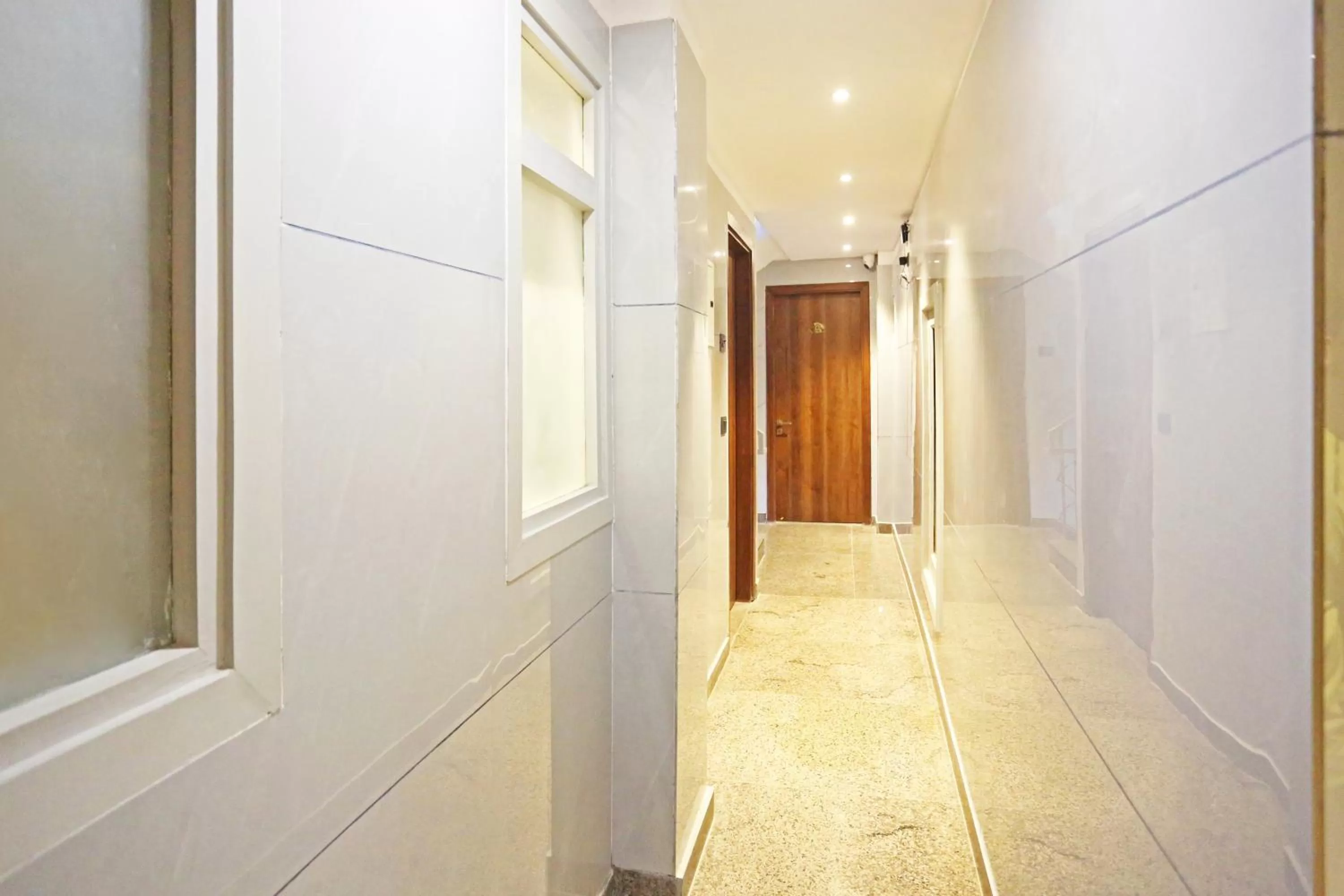 Floor plan in Frankstay By Hotel Preet in 05 mints walking Distance Nizamuddin Railway Station