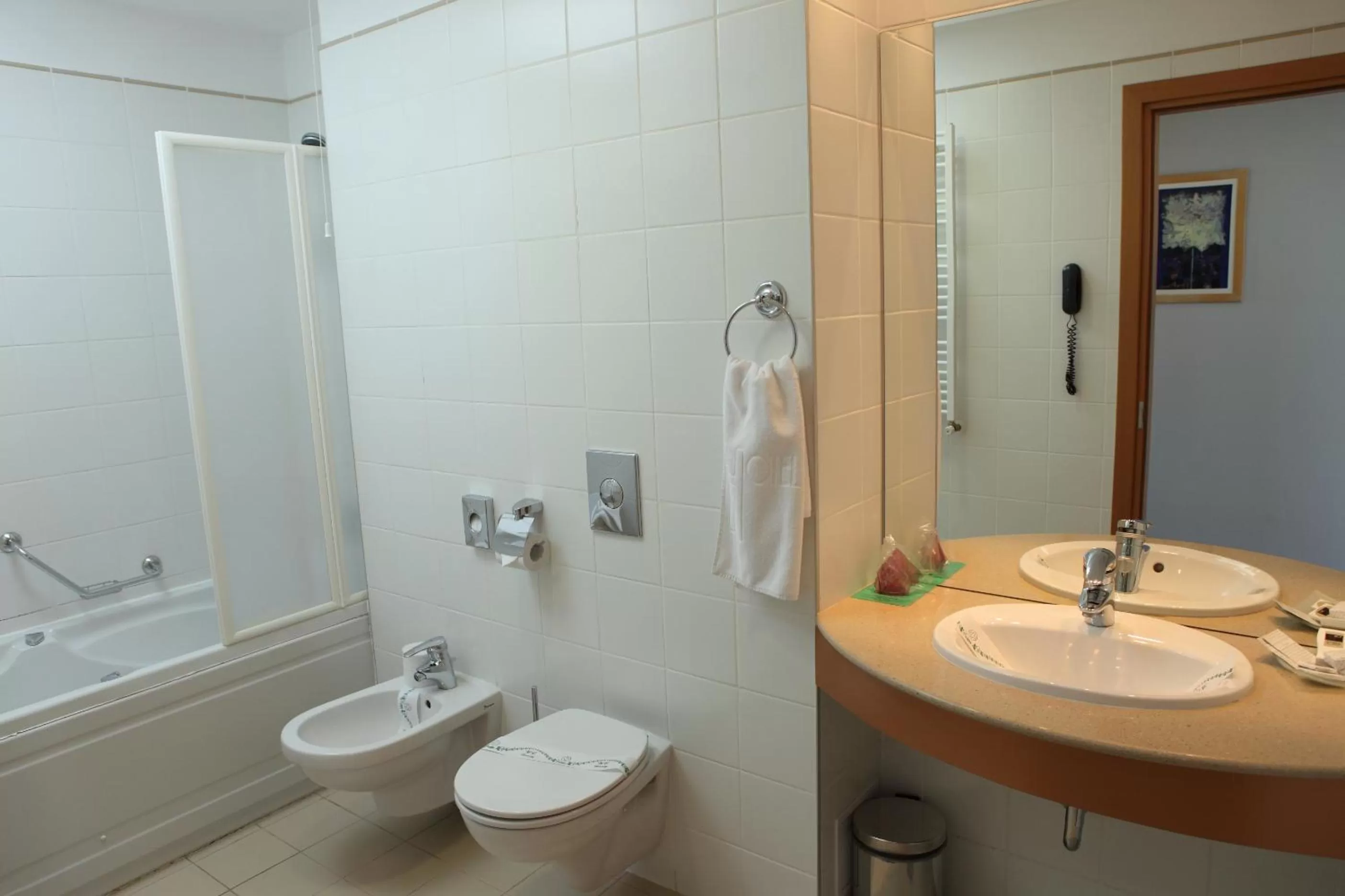 Bathroom in Savoy Hotel