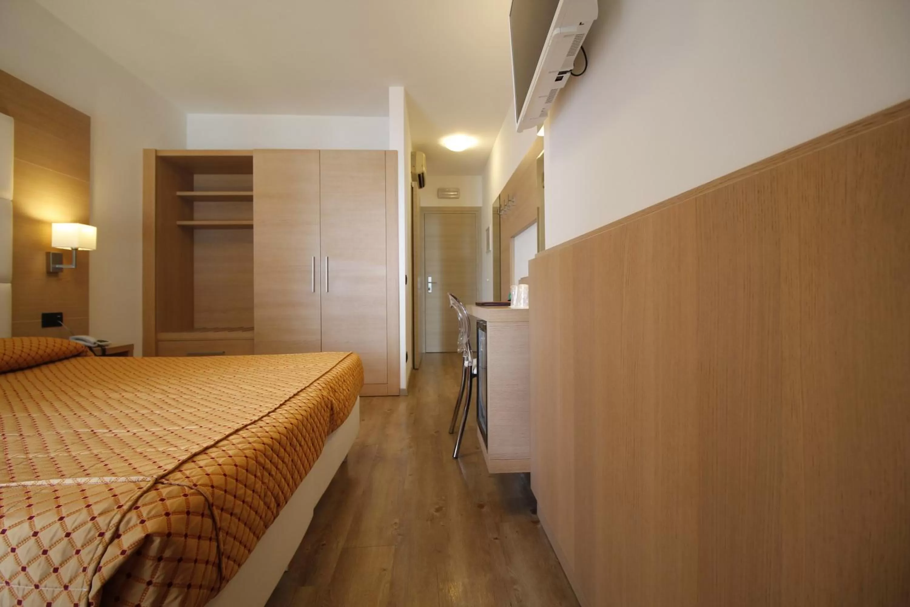 Bedroom, Bed in Hotel Europa