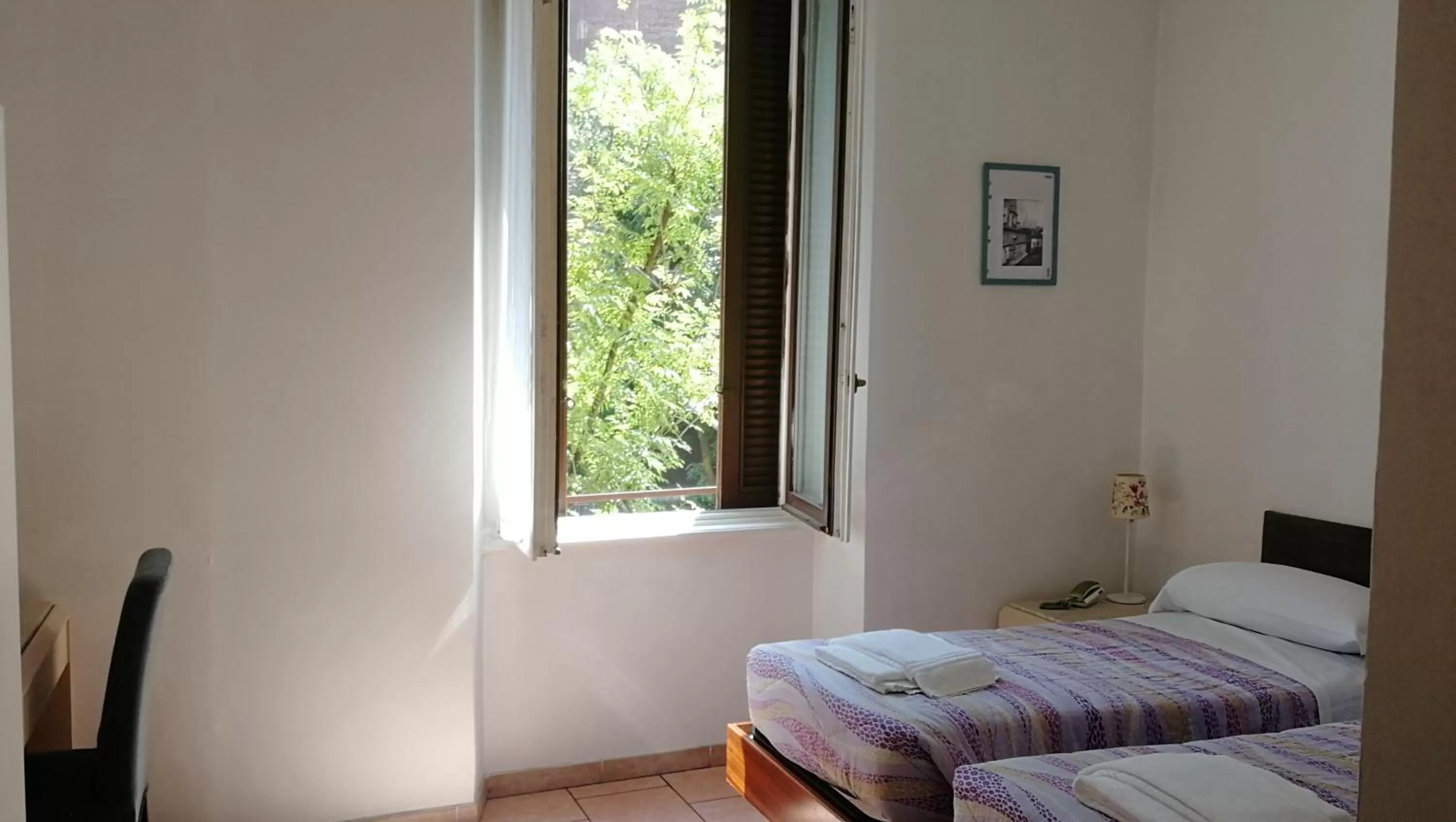 Photo of the whole room, Bed in Hotel Gambara