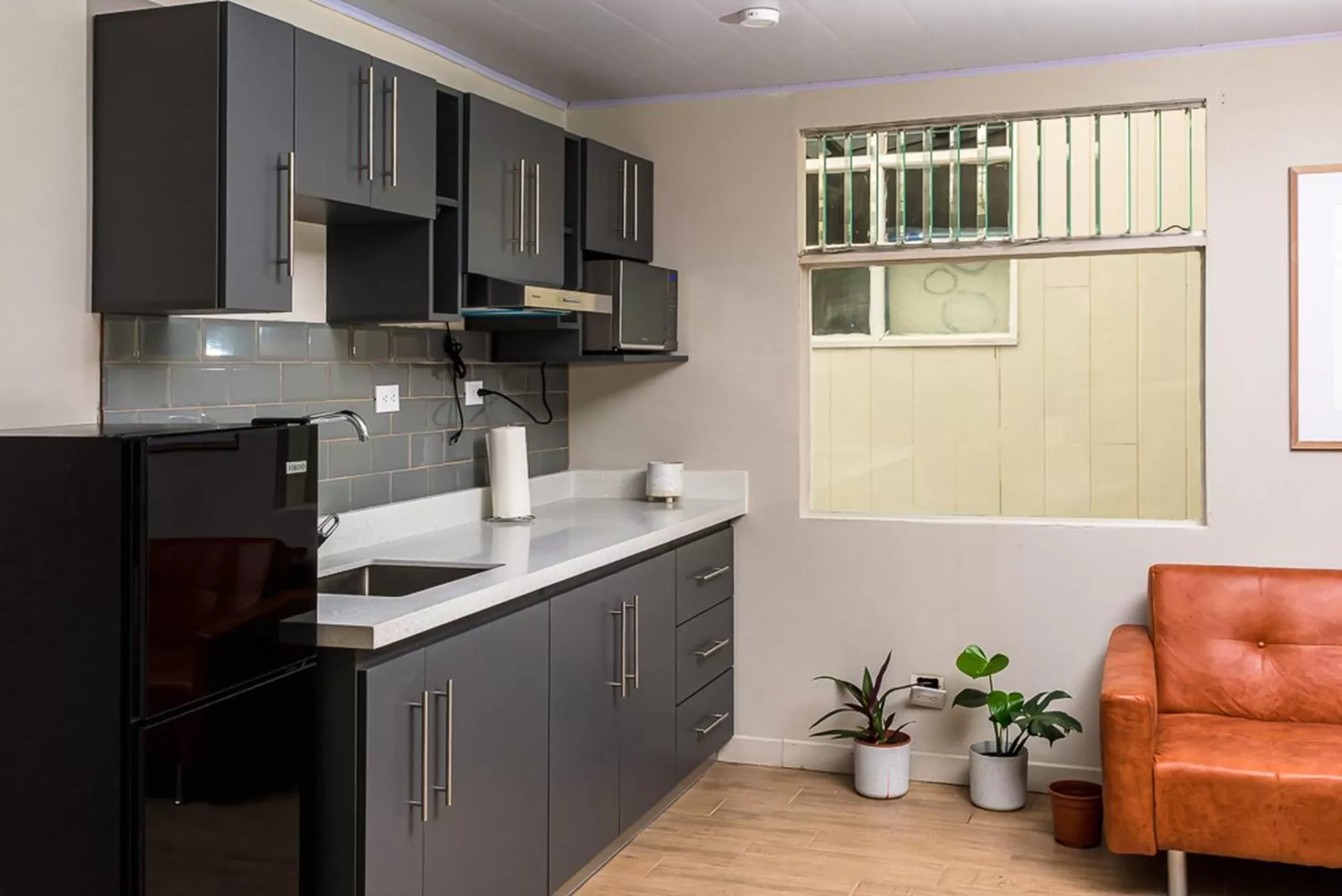 Communal kitchen, Kitchen/Kitchenette in Hotel Otoya 1907 Downtown