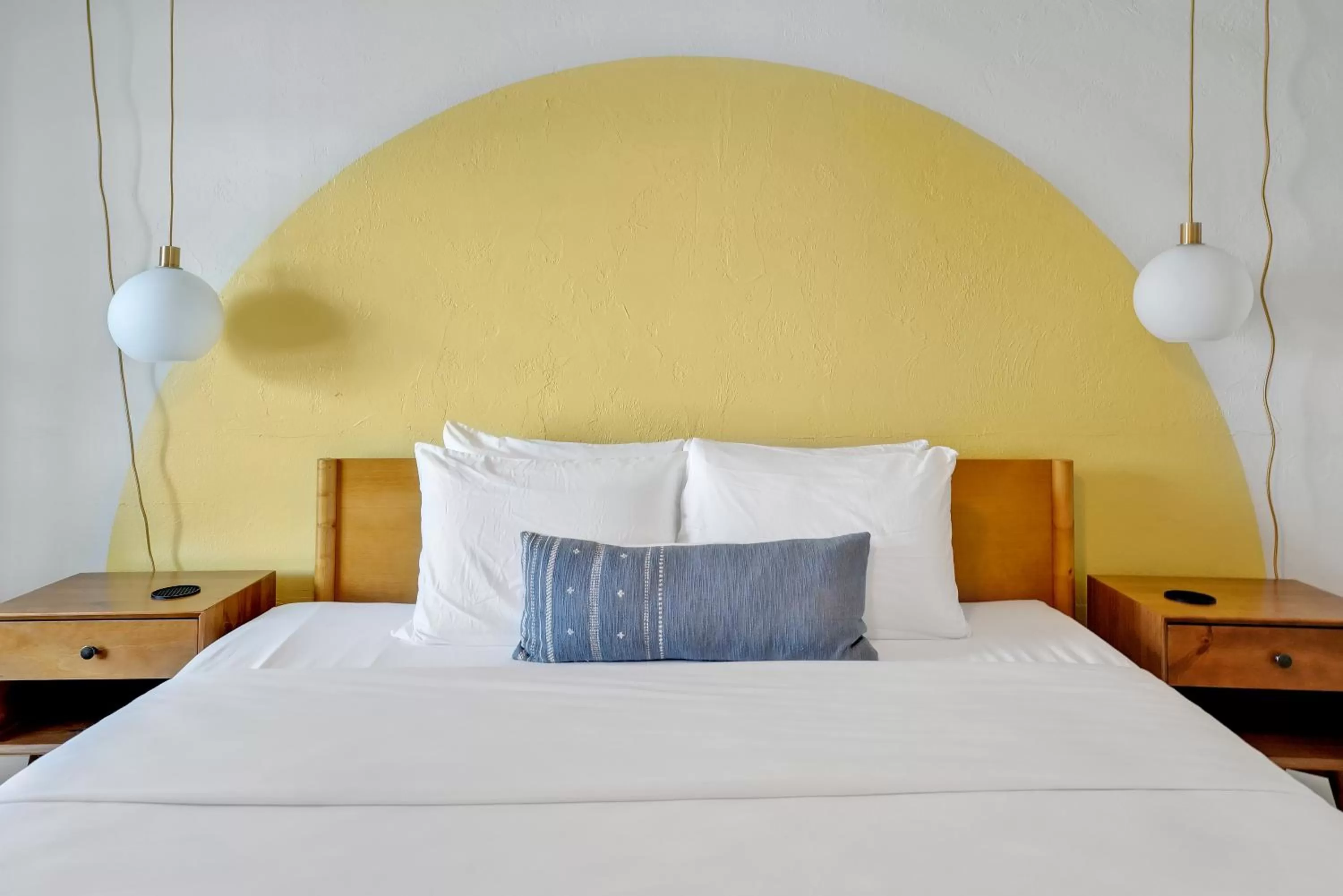 Bed in The Starlite Inn