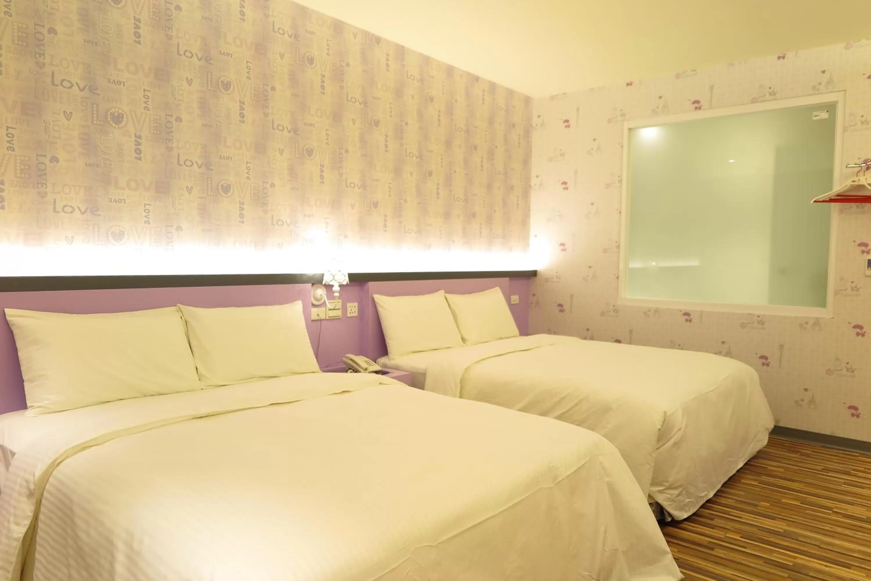 Photo of the whole room, Bed in 191 Hotel