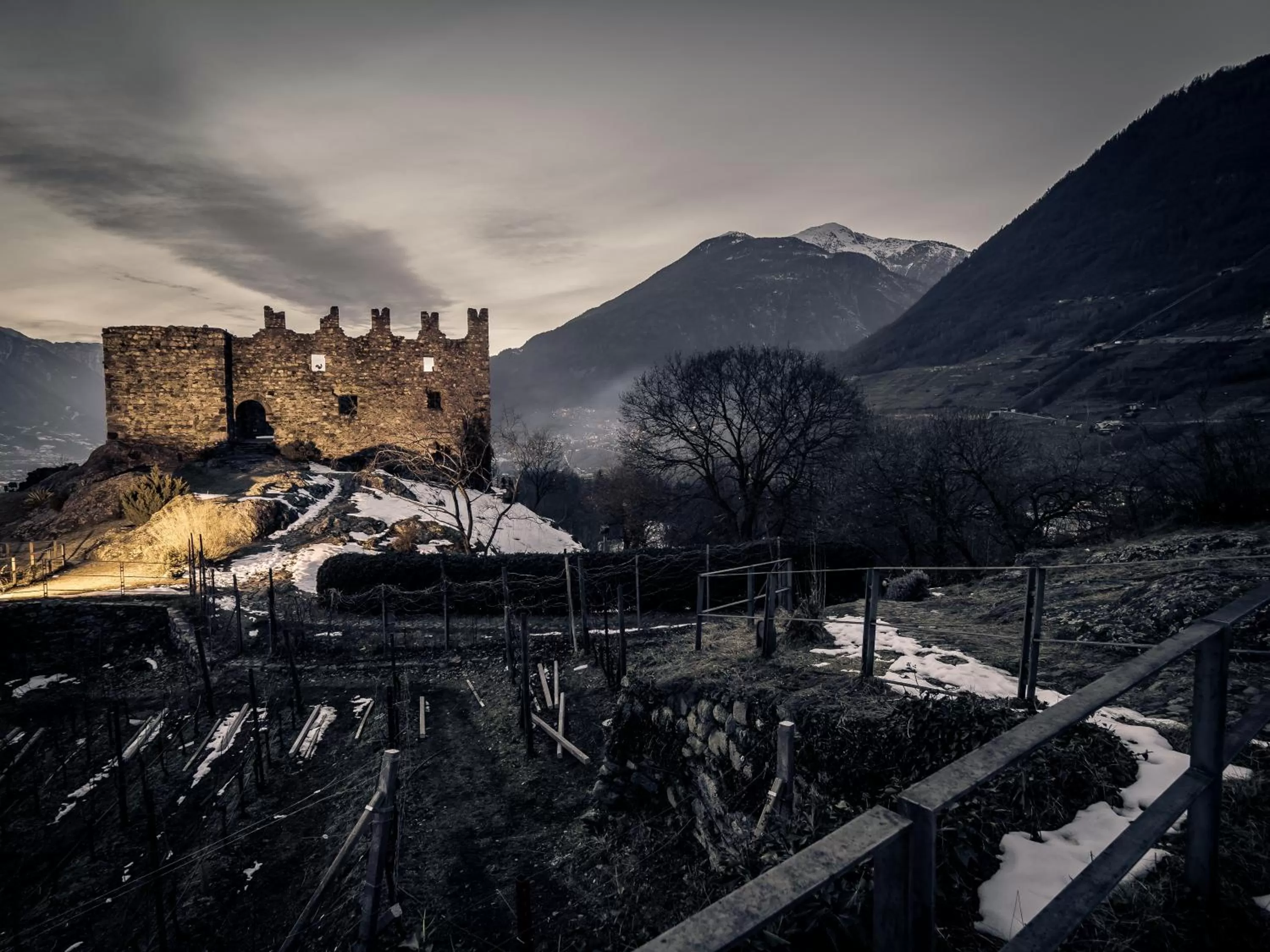 Nearby landmark in Cà Rossa #GLAMOUR