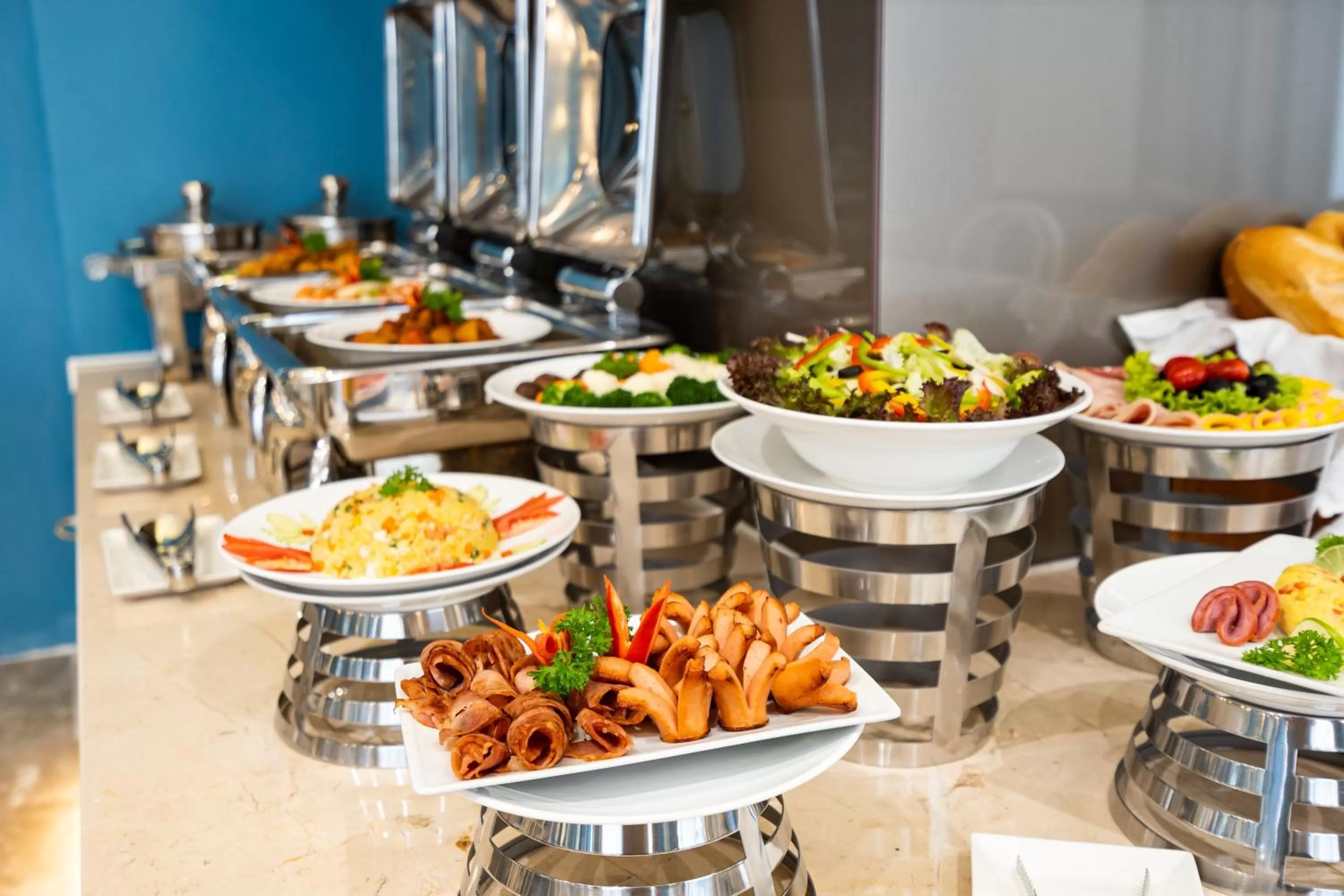 Restaurant/places to eat in Jovia Hotel