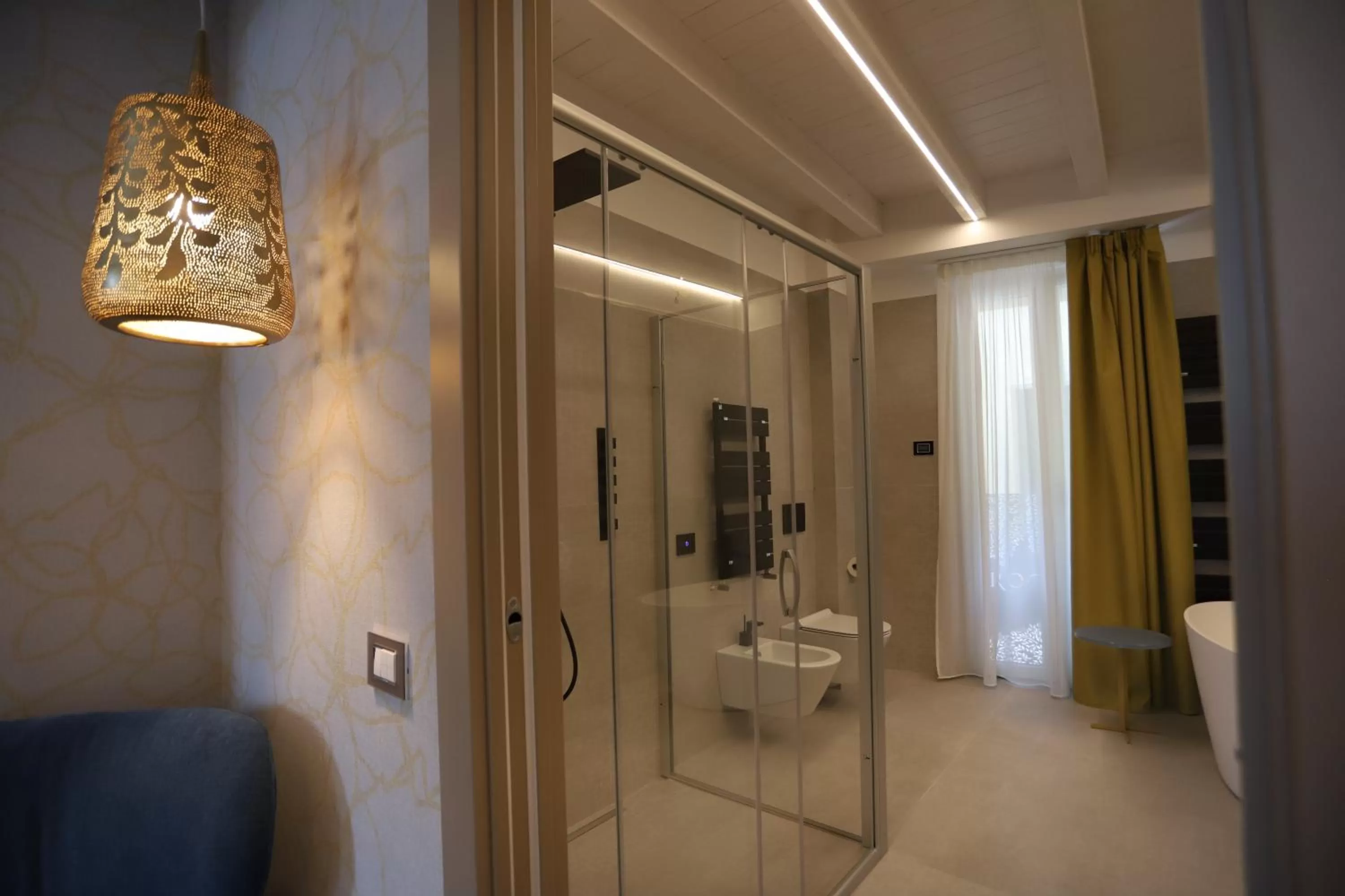 Bathroom in LUXURY SUITES ROCOPOM - Lake Front