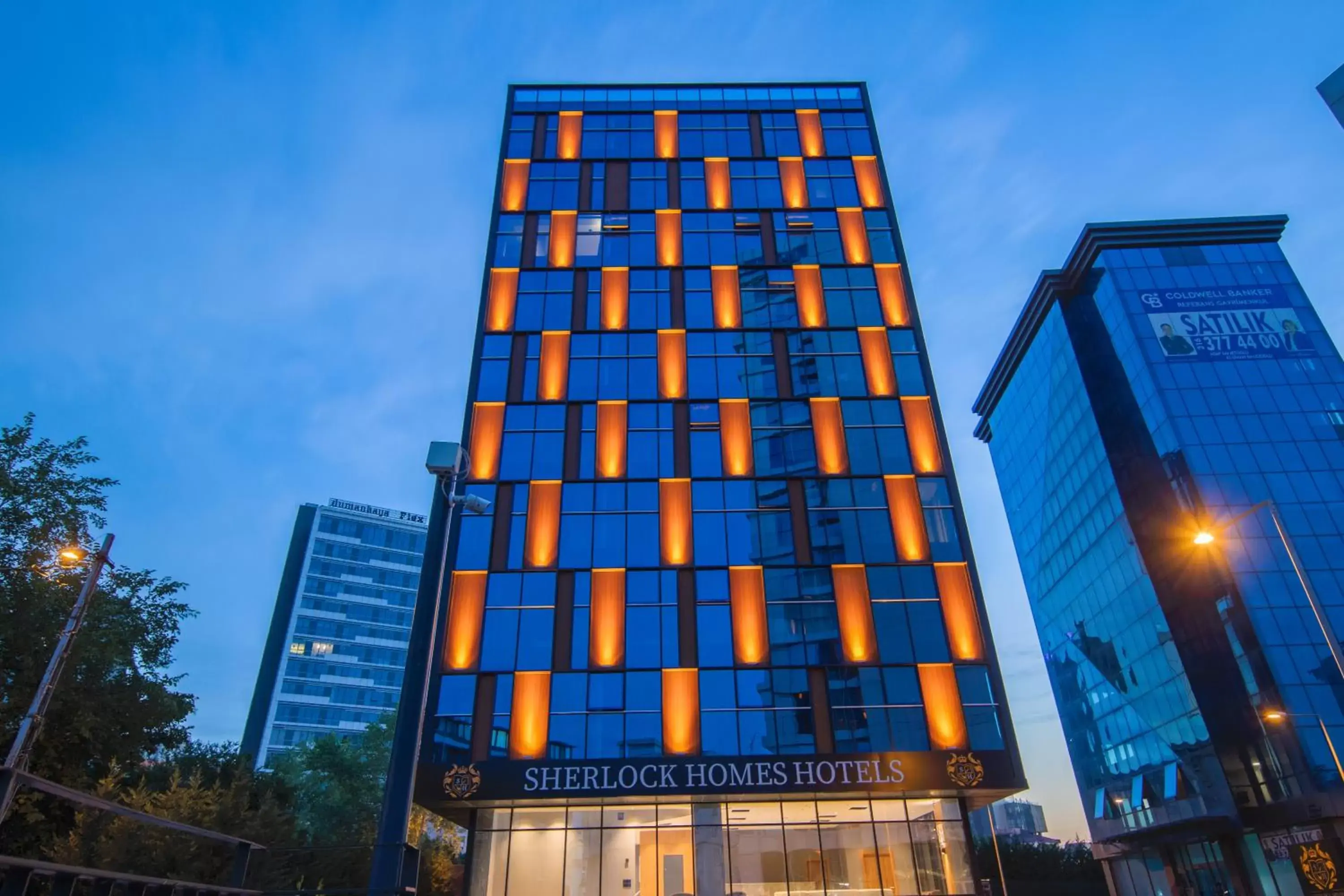 SHERLOCK HOMES HOTELS SHERLOCK HOMES HOTELS