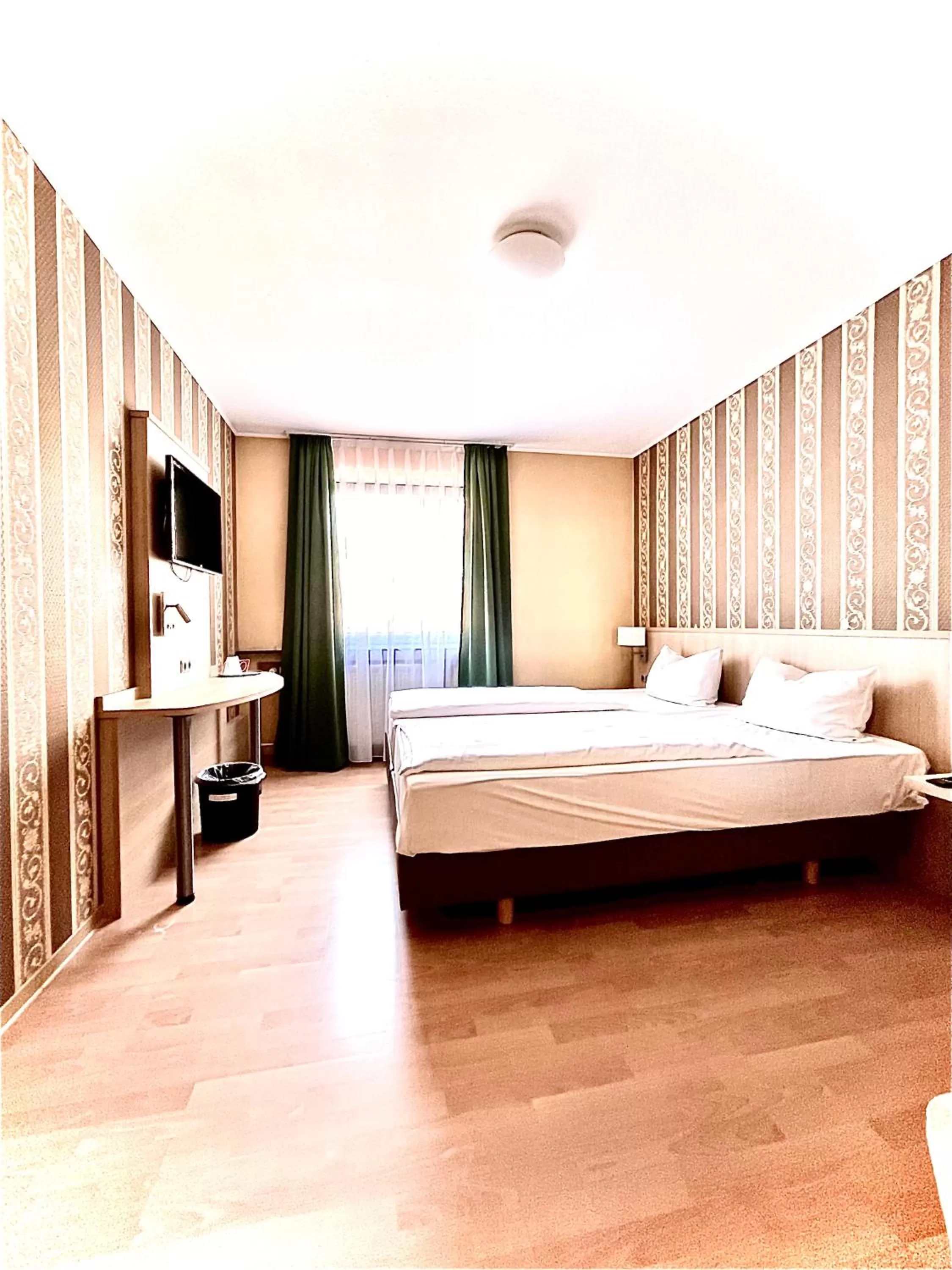 Photo of the whole room, Bed in Hafner Hotel- Apartment