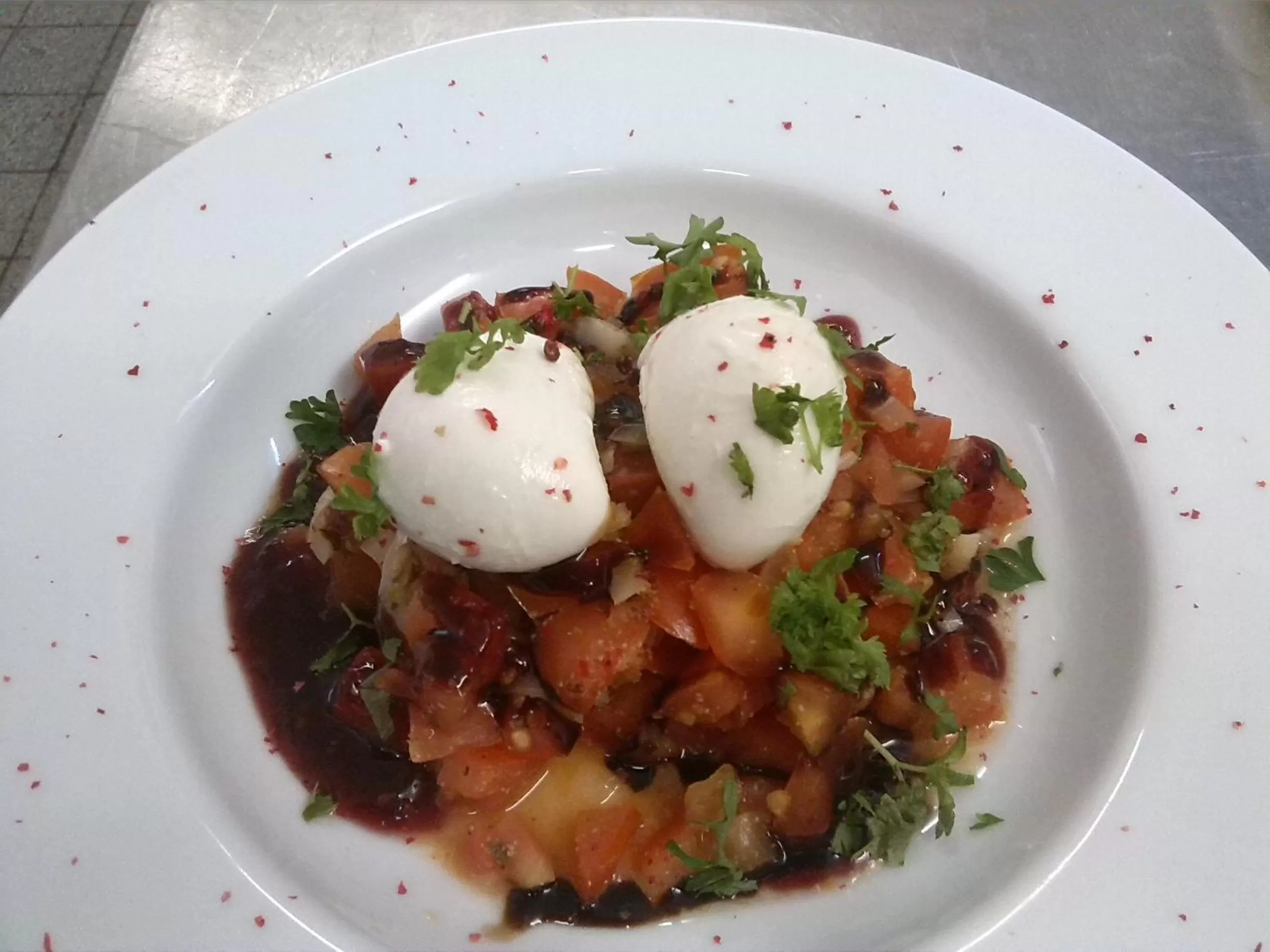 Restaurant/places to eat in Hotel Victoria