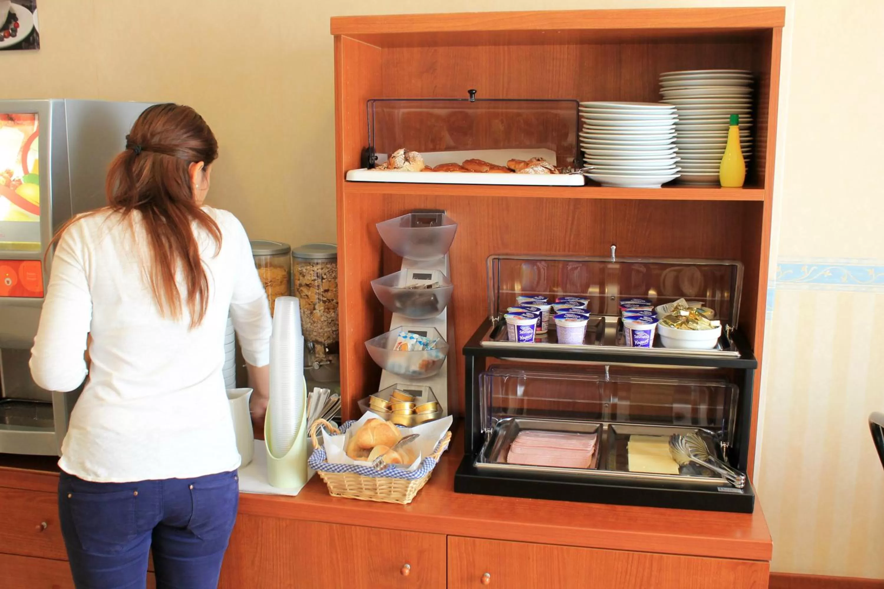 Restaurant/places to eat in Hotel Orlanda