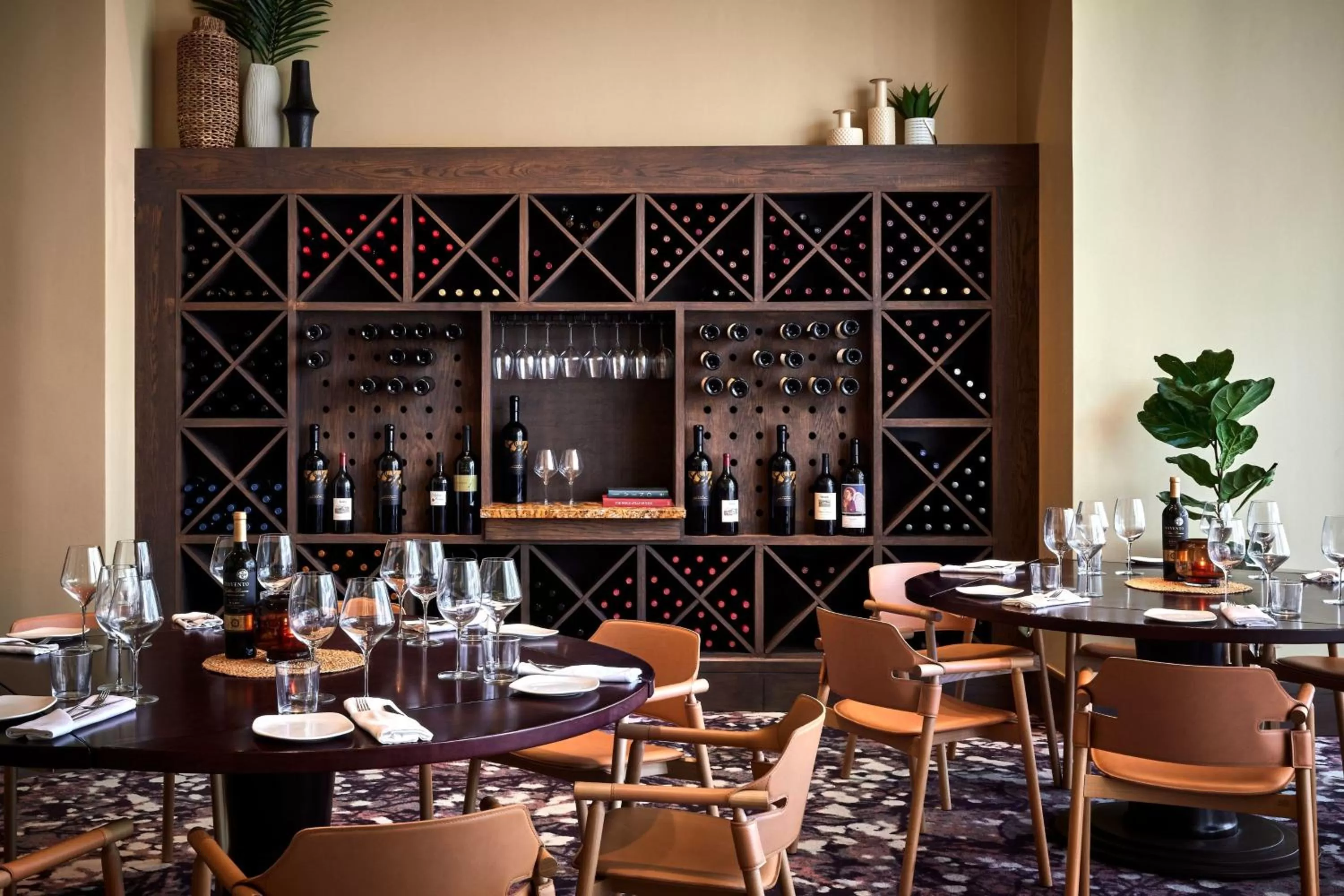 Restaurant/places to eat in Sheraton Phoenix Downtown