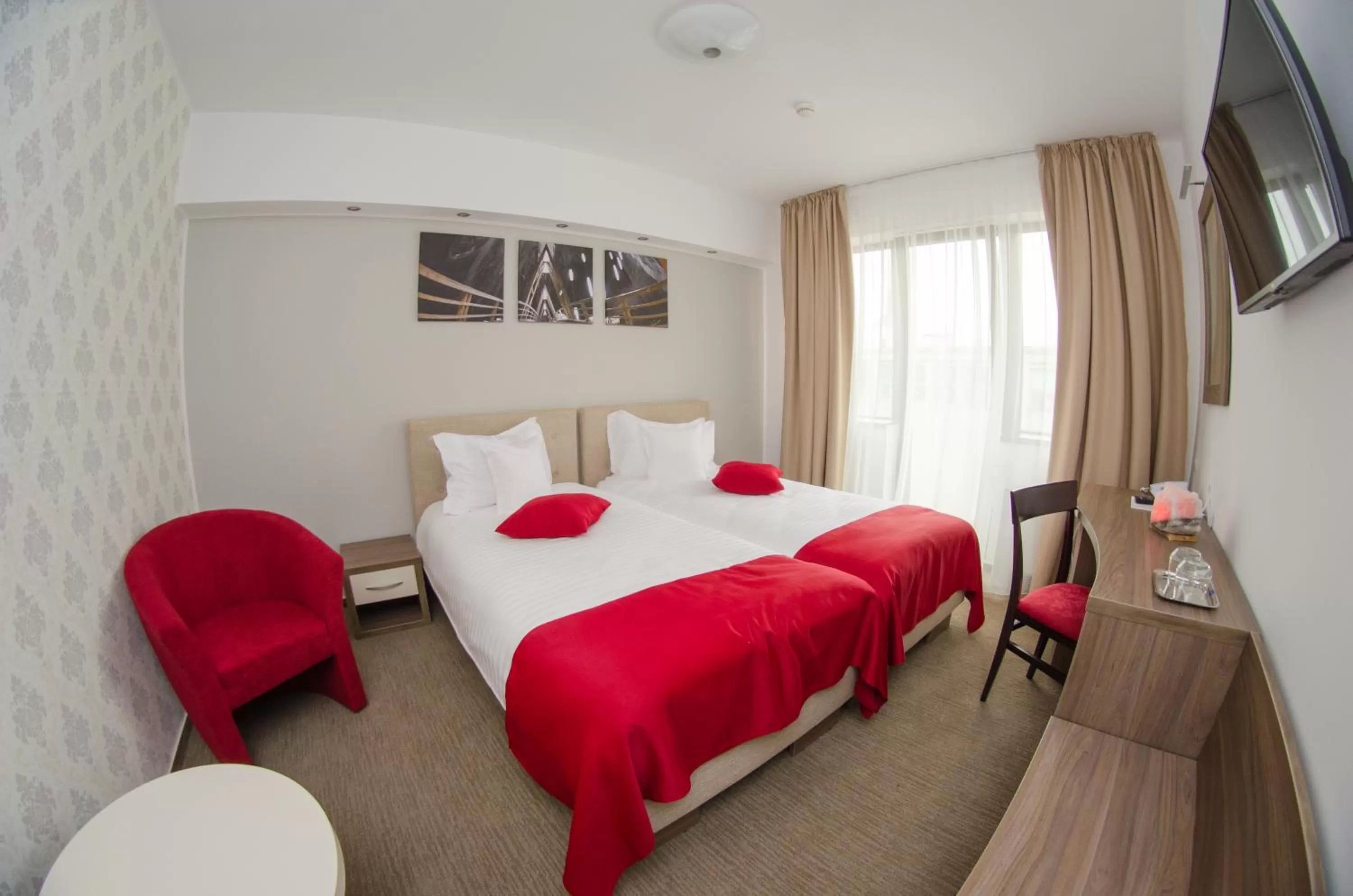 Bed, Room Photo in Potaissa Hotel