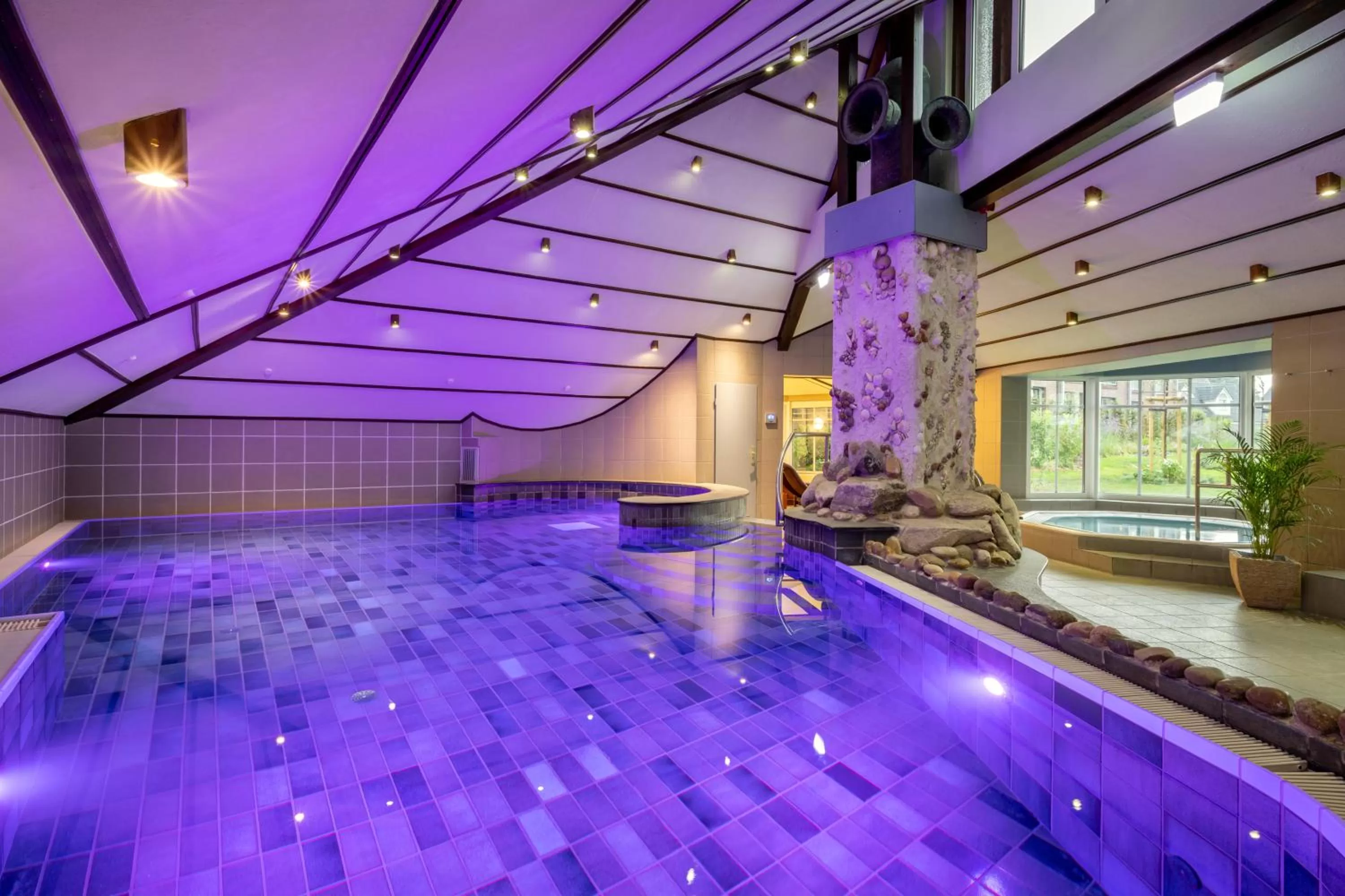 Hot Tub in Köhlers Forsthaus Wellness & Genuss Hotel