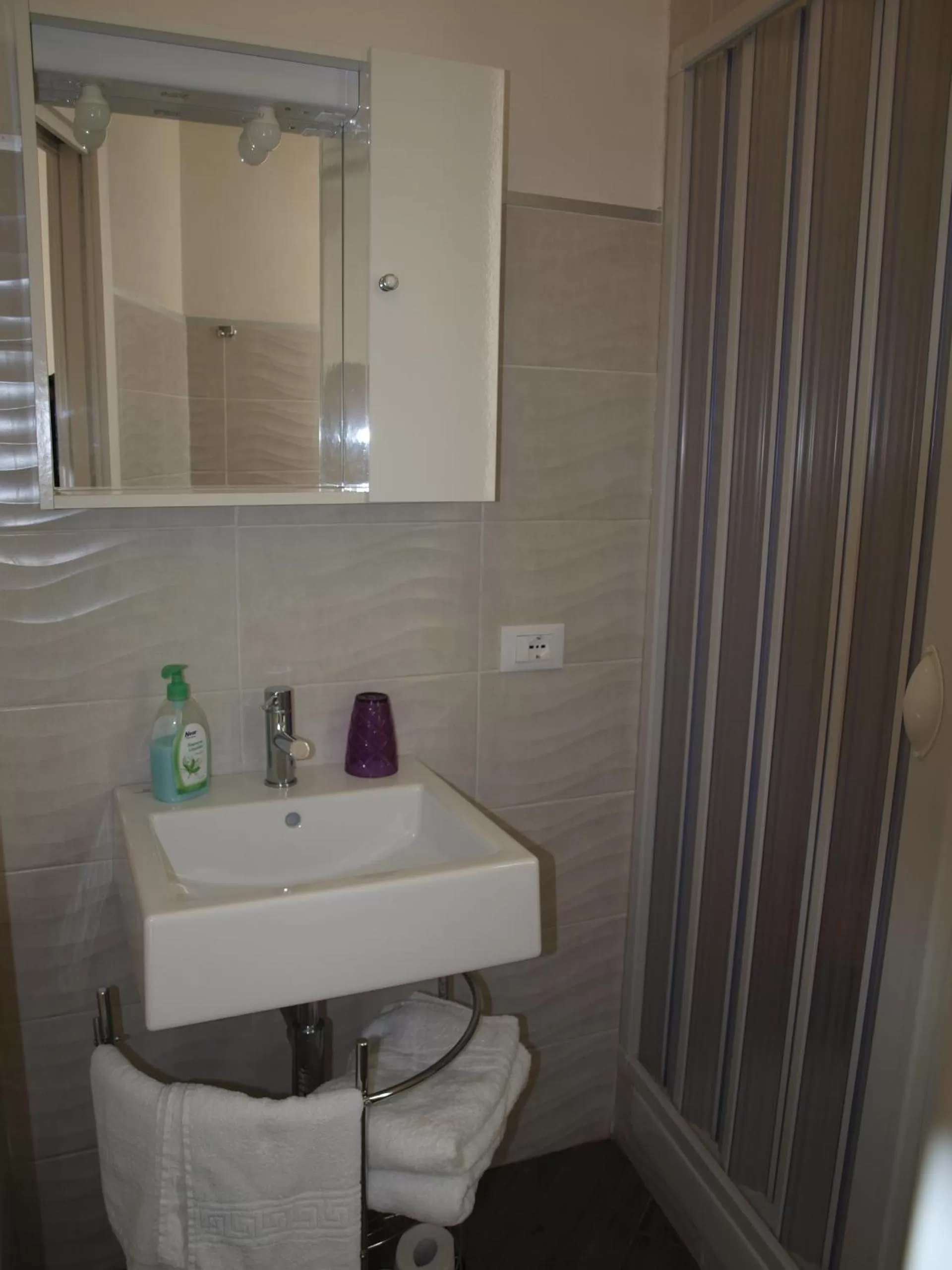 Bathroom in Dafne Marsala Centro