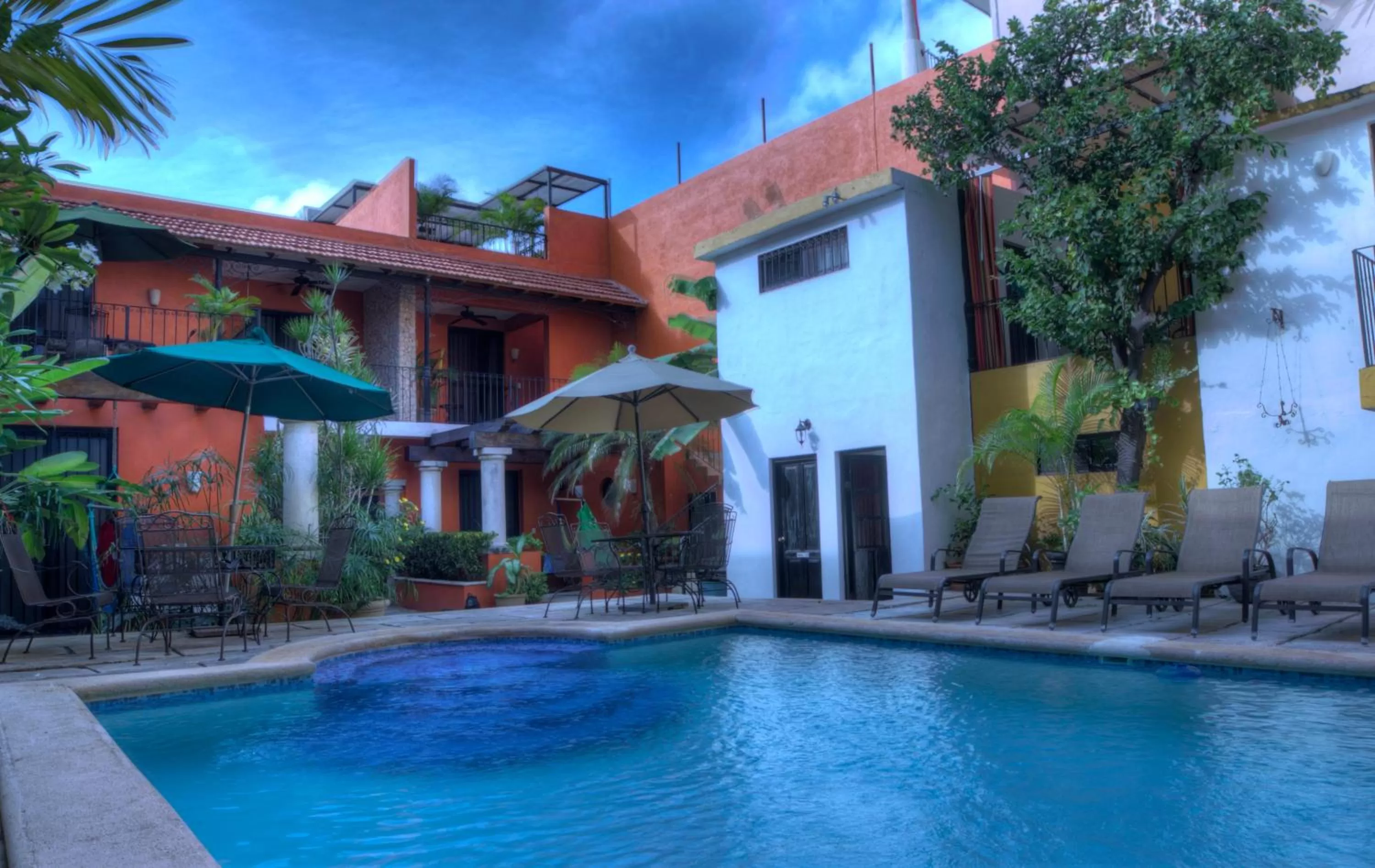 Swimming pool in Hotel Luz en Yucatan