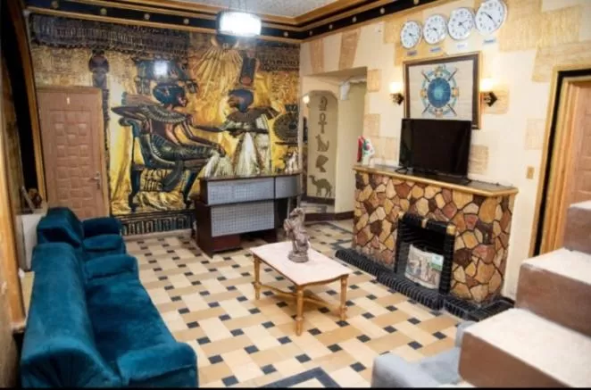 TV and multimedia, Seating Area in Castle Hotel