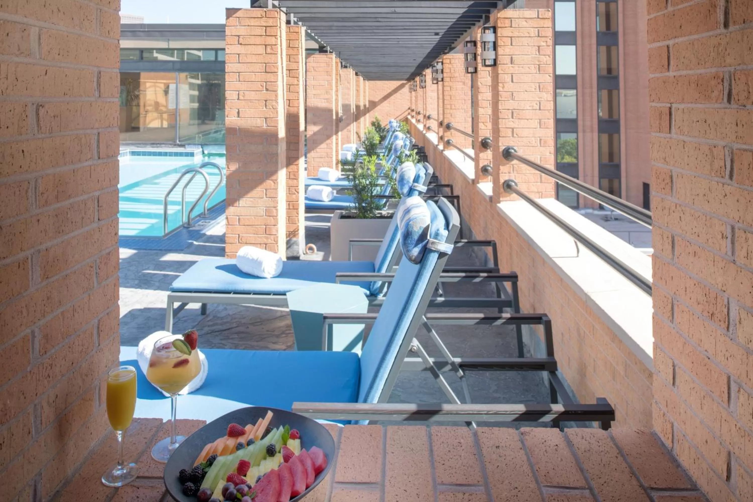 Swimming pool in JW Marriott Houston by the Galleria