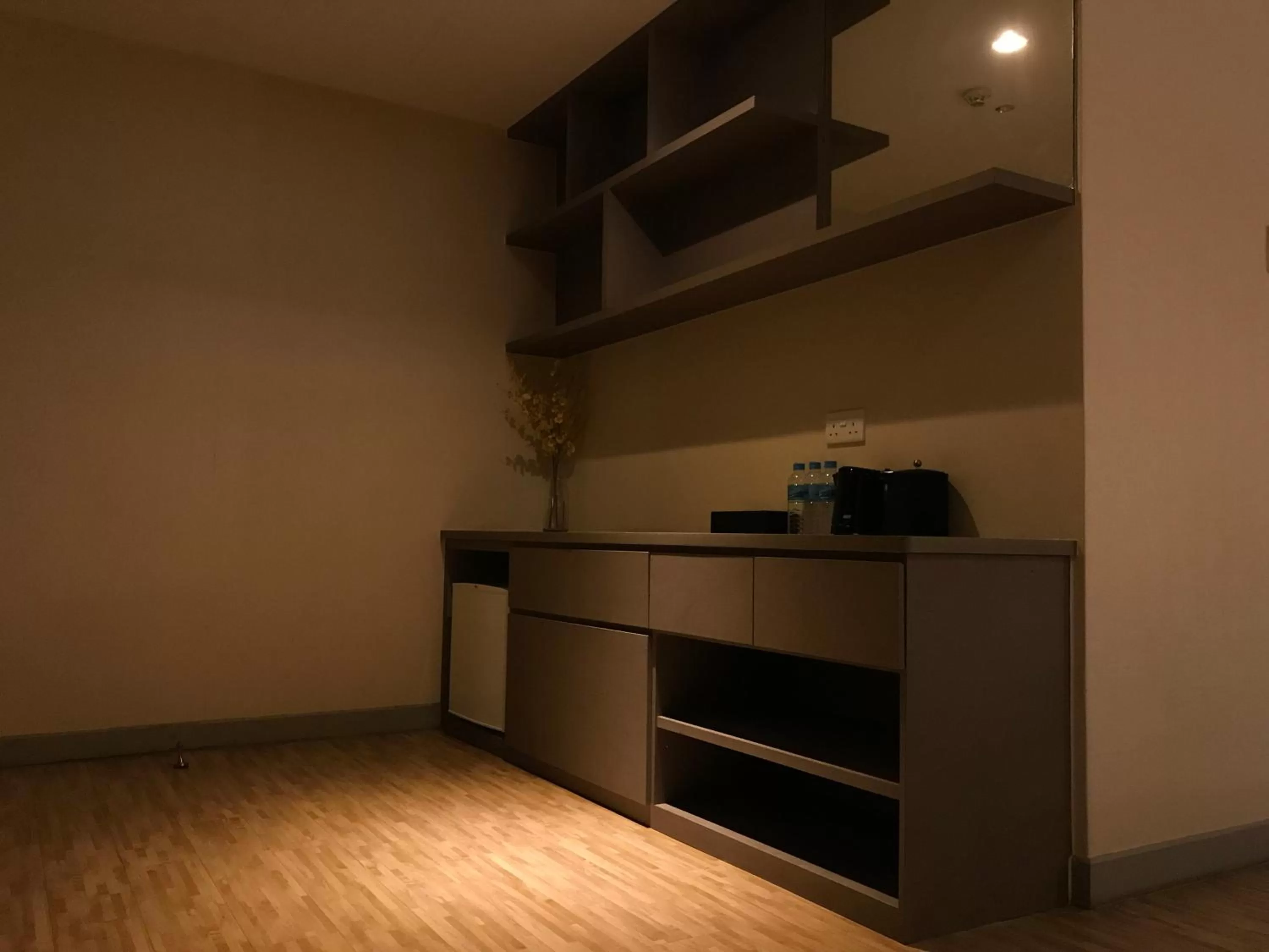 Decorative detail in Champion Hotel