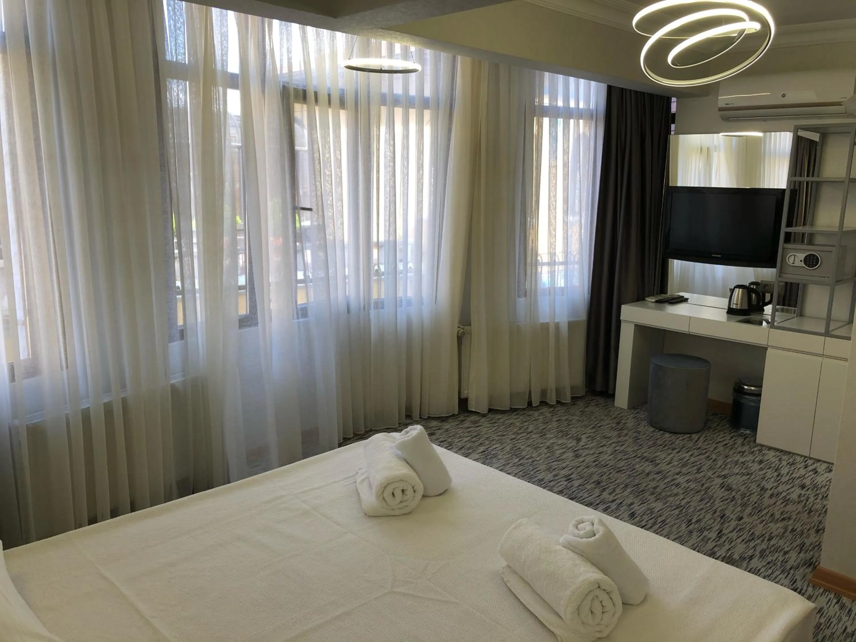 Bed in Turk Art Hotel