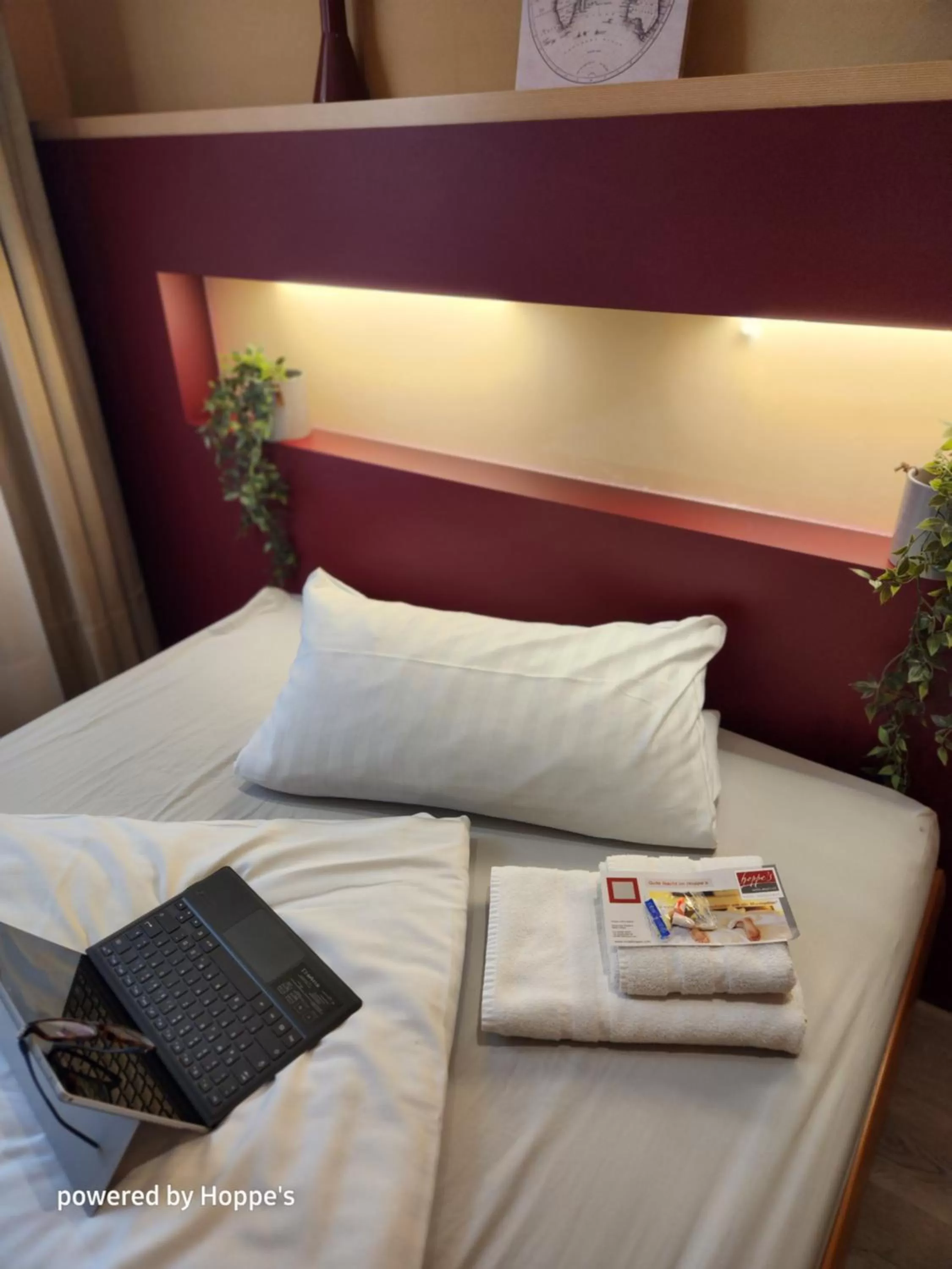 Bed in Hotel Hoppe