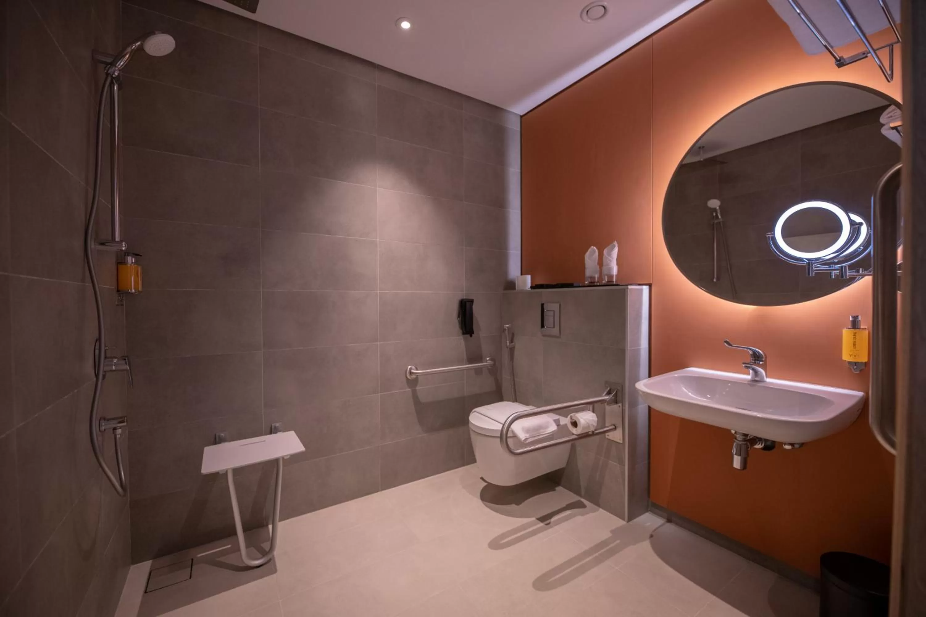 Bathroom in Beach Walk Hotel Jumeirah