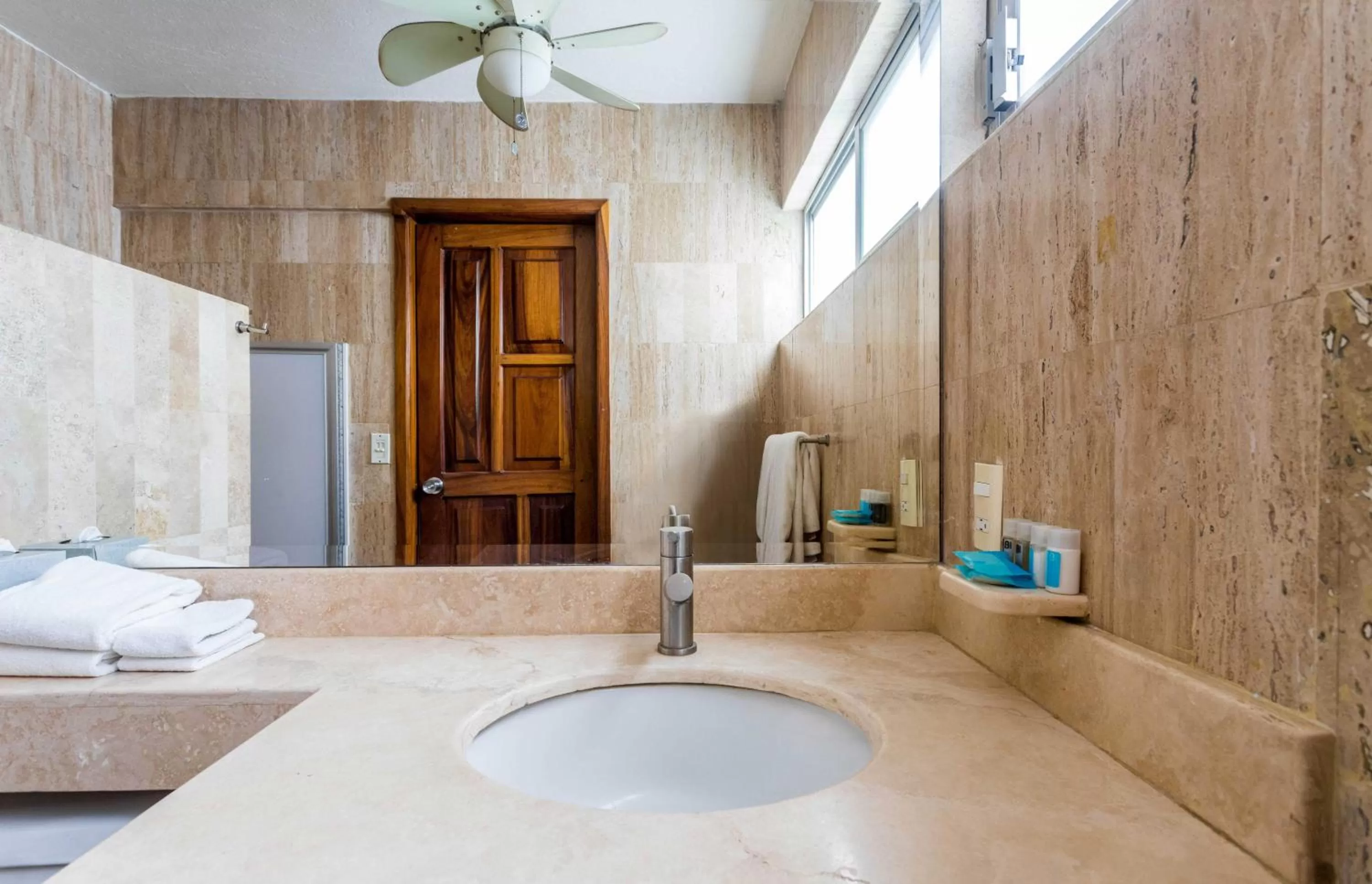 Olas Altas Suites Departamentos