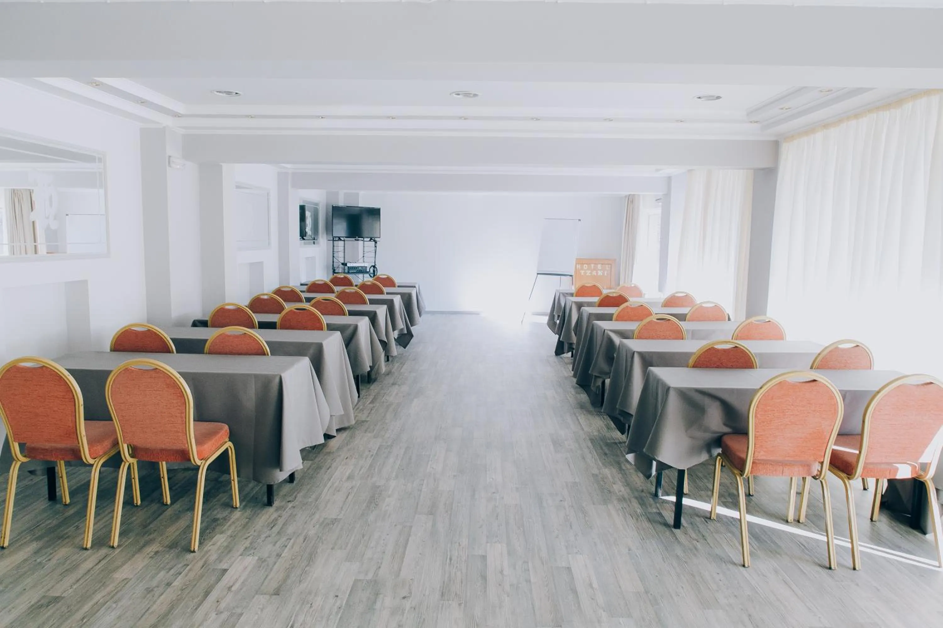 Meeting/conference room in Tzaki hotel & restaurant Patras