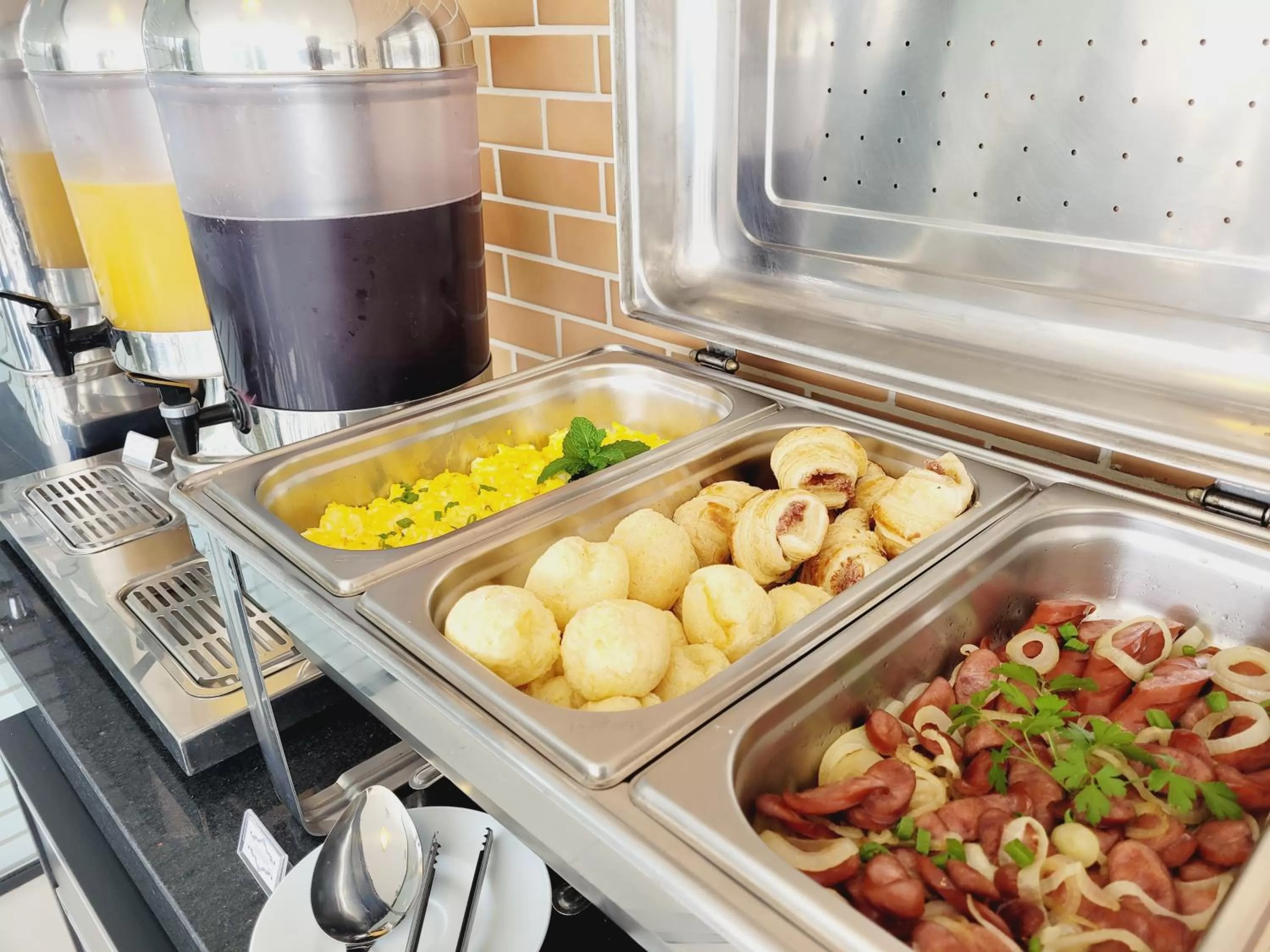 Breakfast in Pinda Palace Hotel