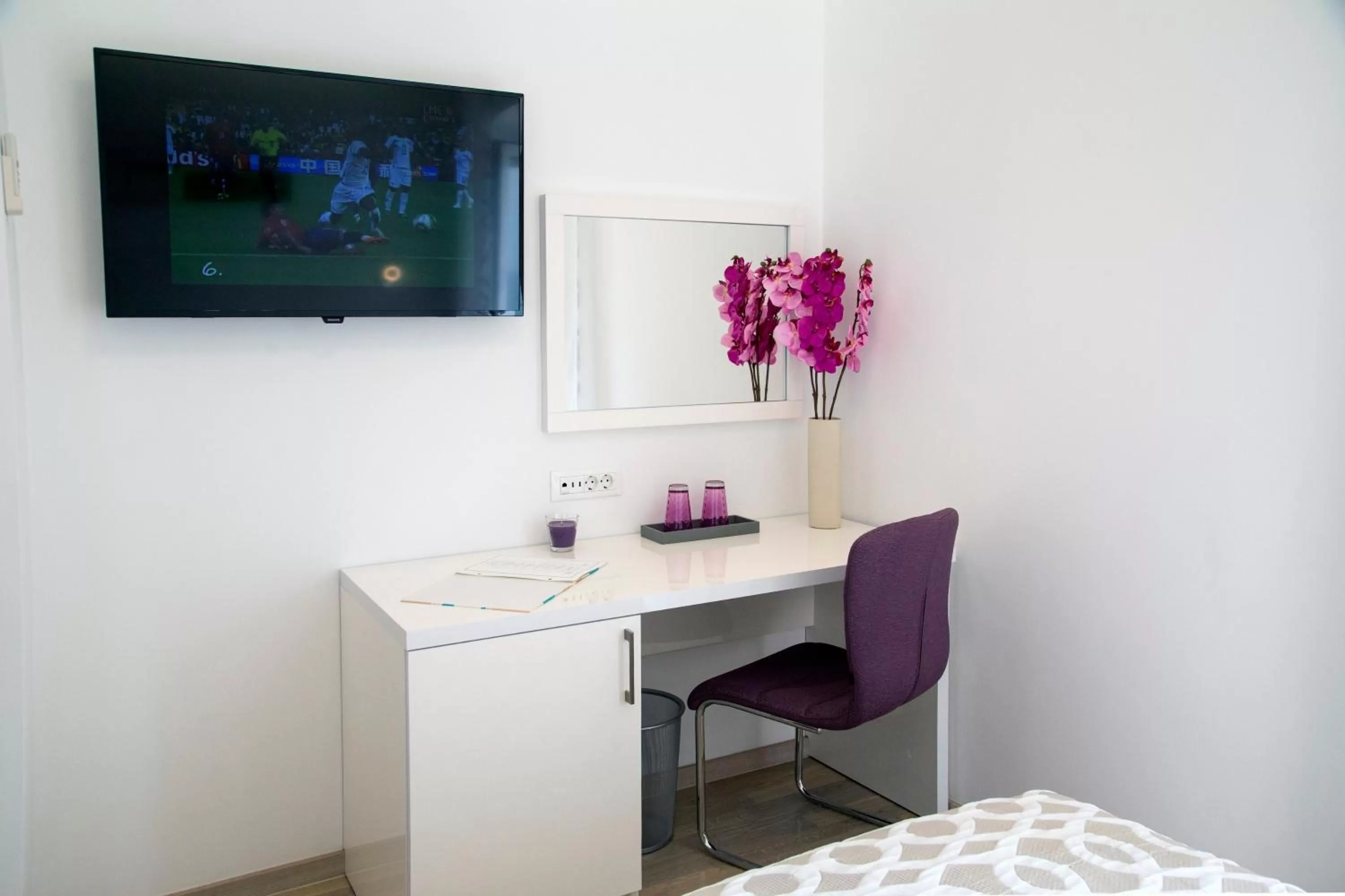 Photo of the whole room, TV/Entertainment Center in Luxury rooms Skystar-Split