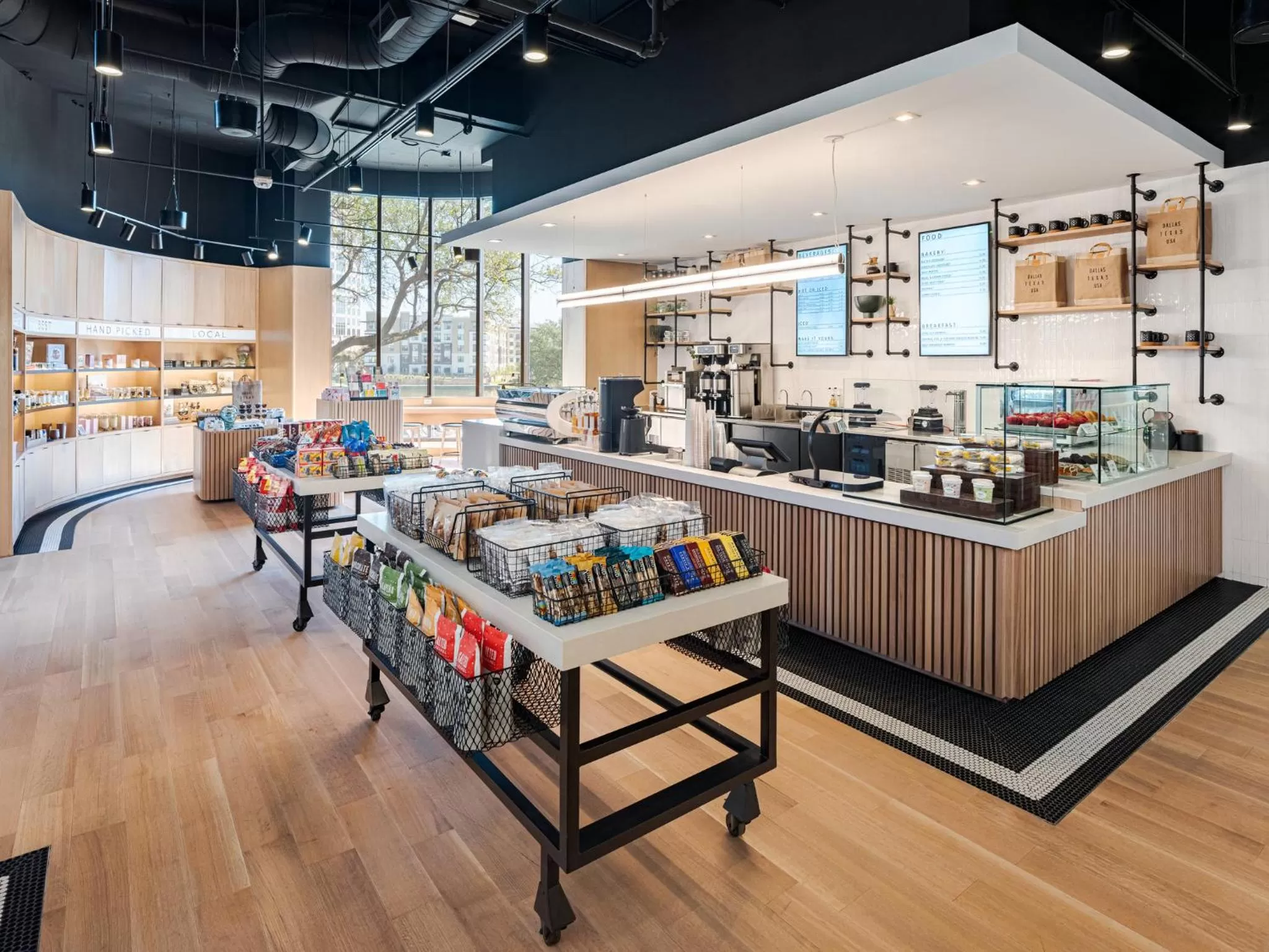 Restaurant/places to eat in Omni Las Colinas Hotel