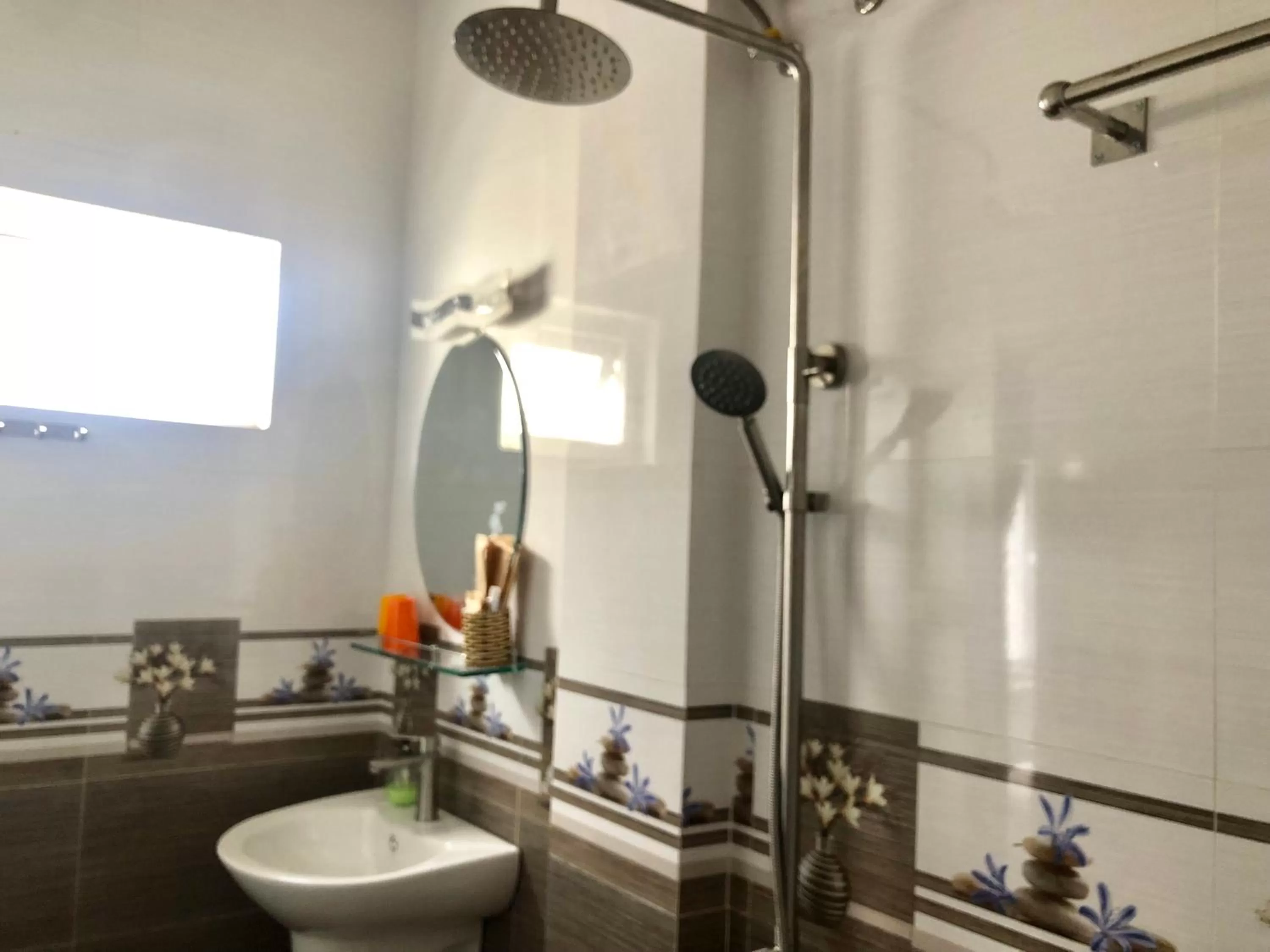 Bathroom in Villa - Hotel Nam Khang 2 Dalat