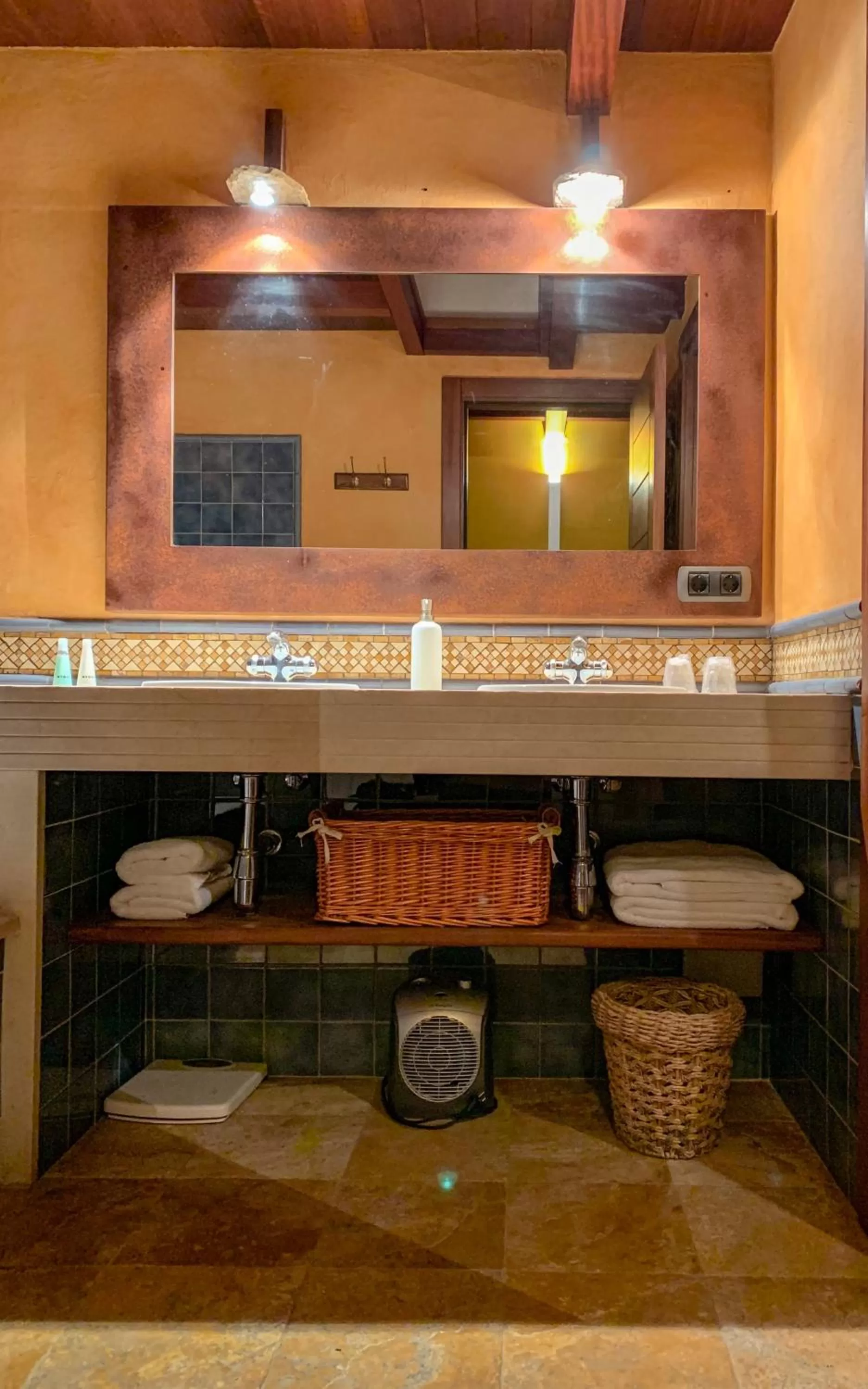 Bathroom in Serrat del Vent - Adults only