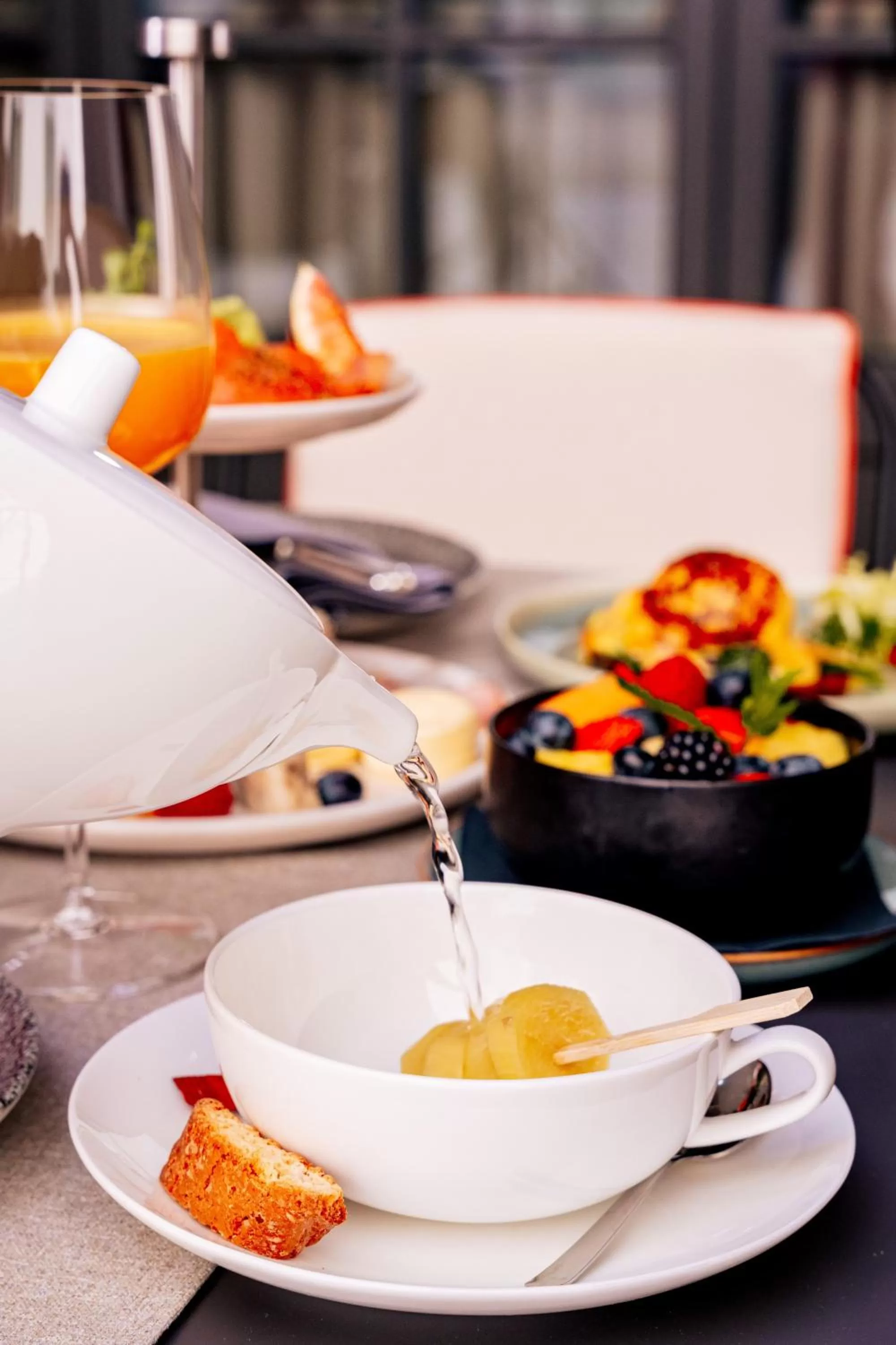 Food and drinks in DO & CO Hotel München