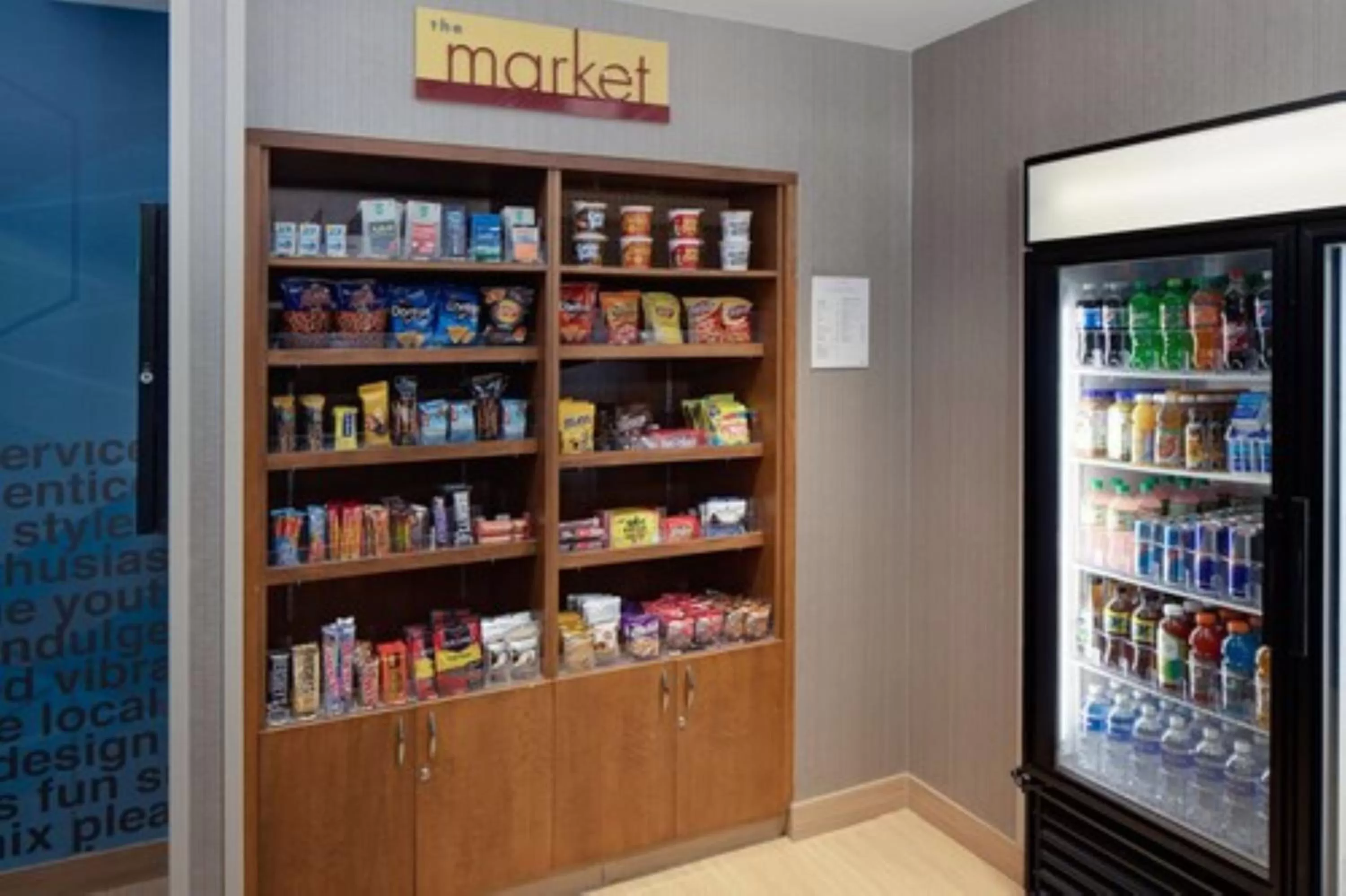 Restaurant/places to eat in Springhill Suites by Marriott Detroit Metro Airport Romulus