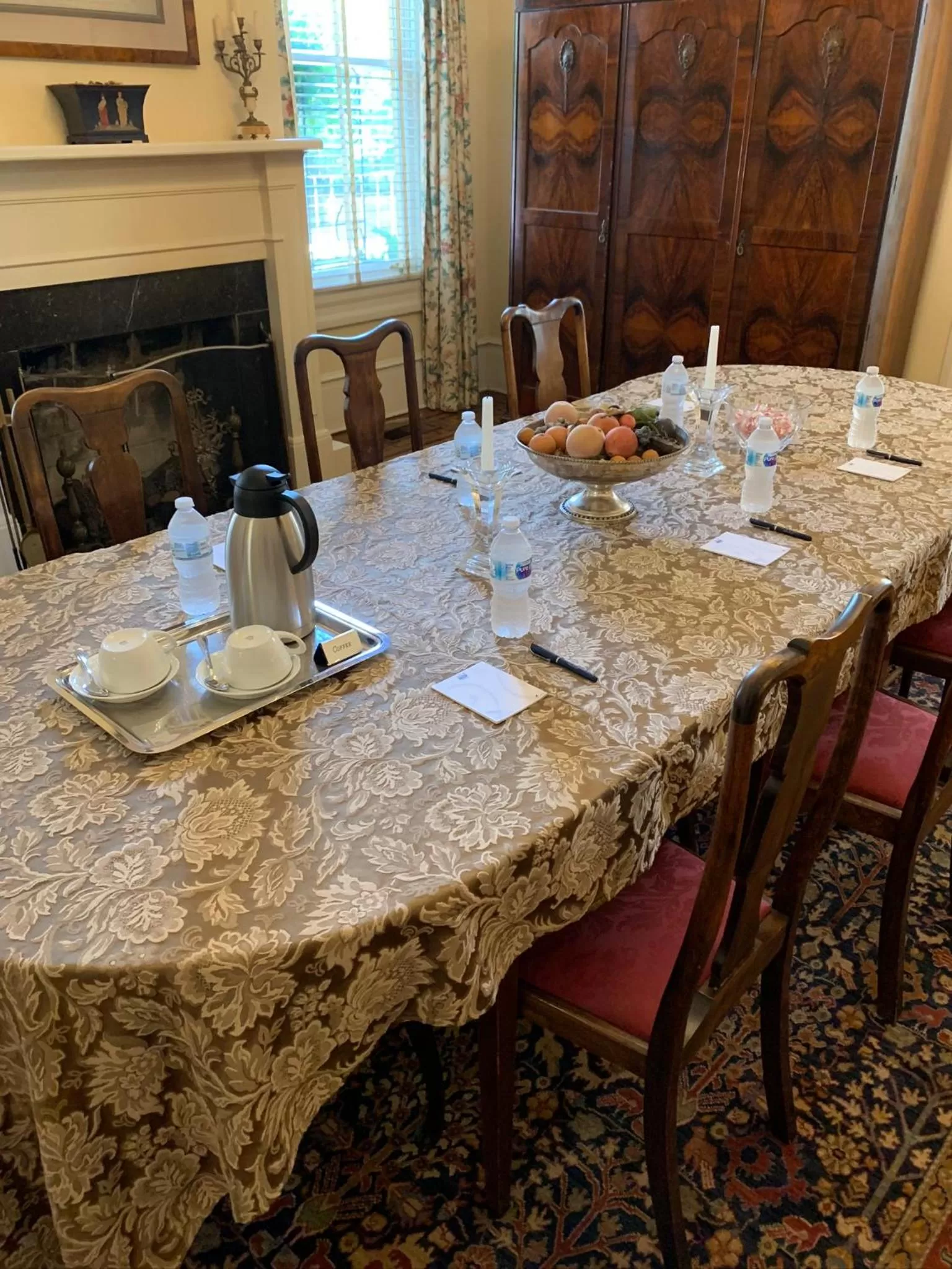 Dining area in 1842 Inn