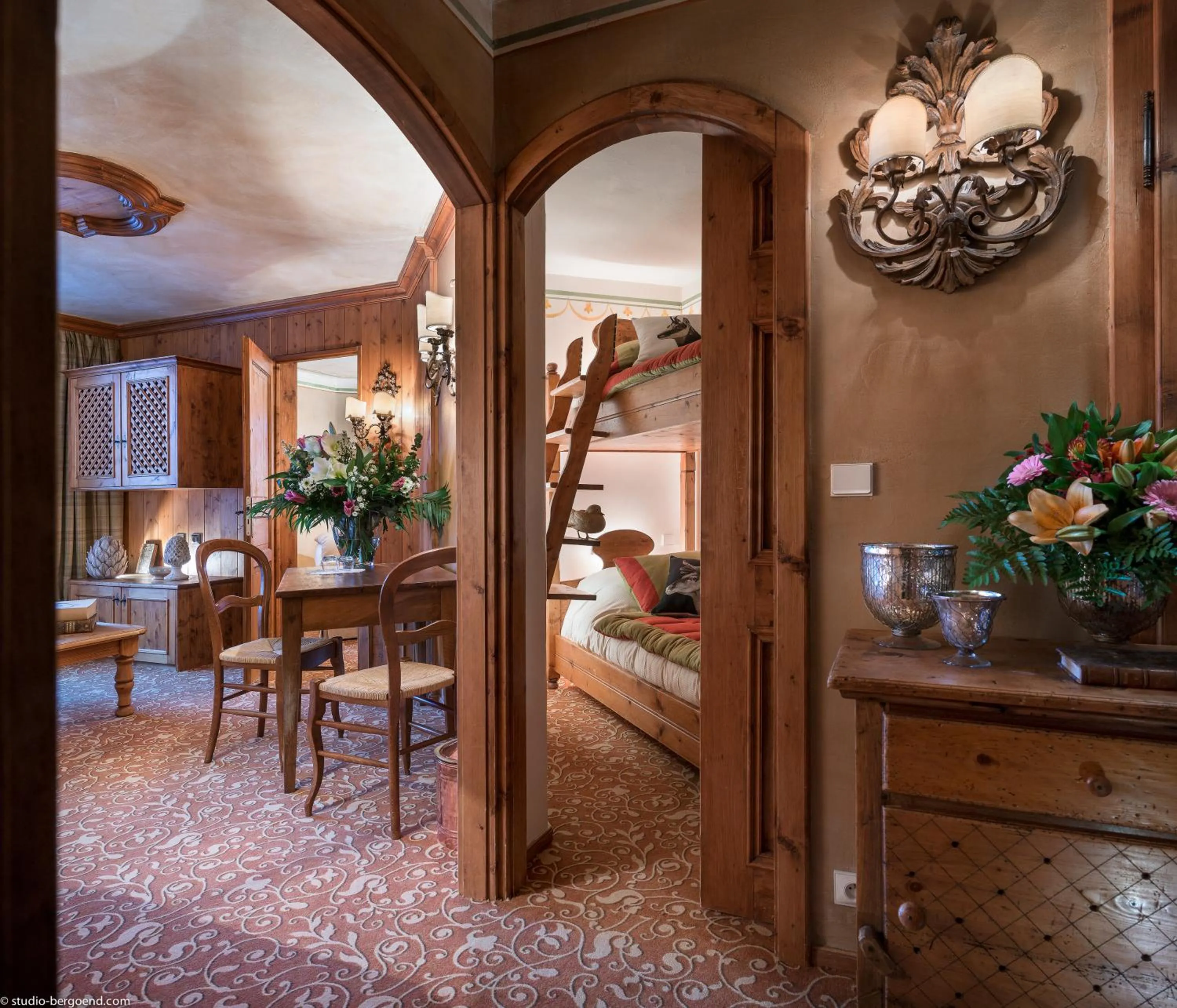 Photo of the whole room in Hôtel Alpen Ruitor