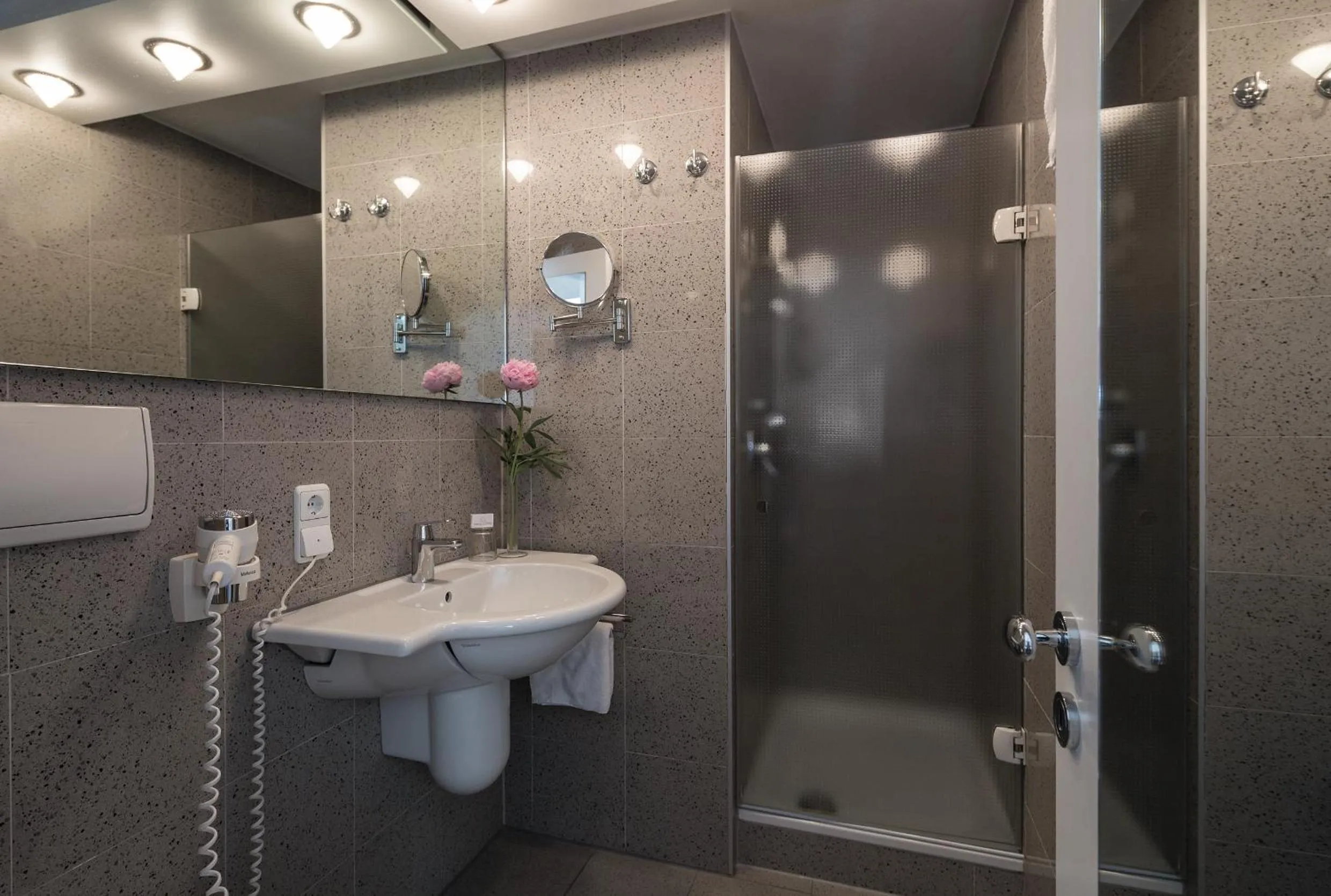 Bathroom in Parkhotel Schmid