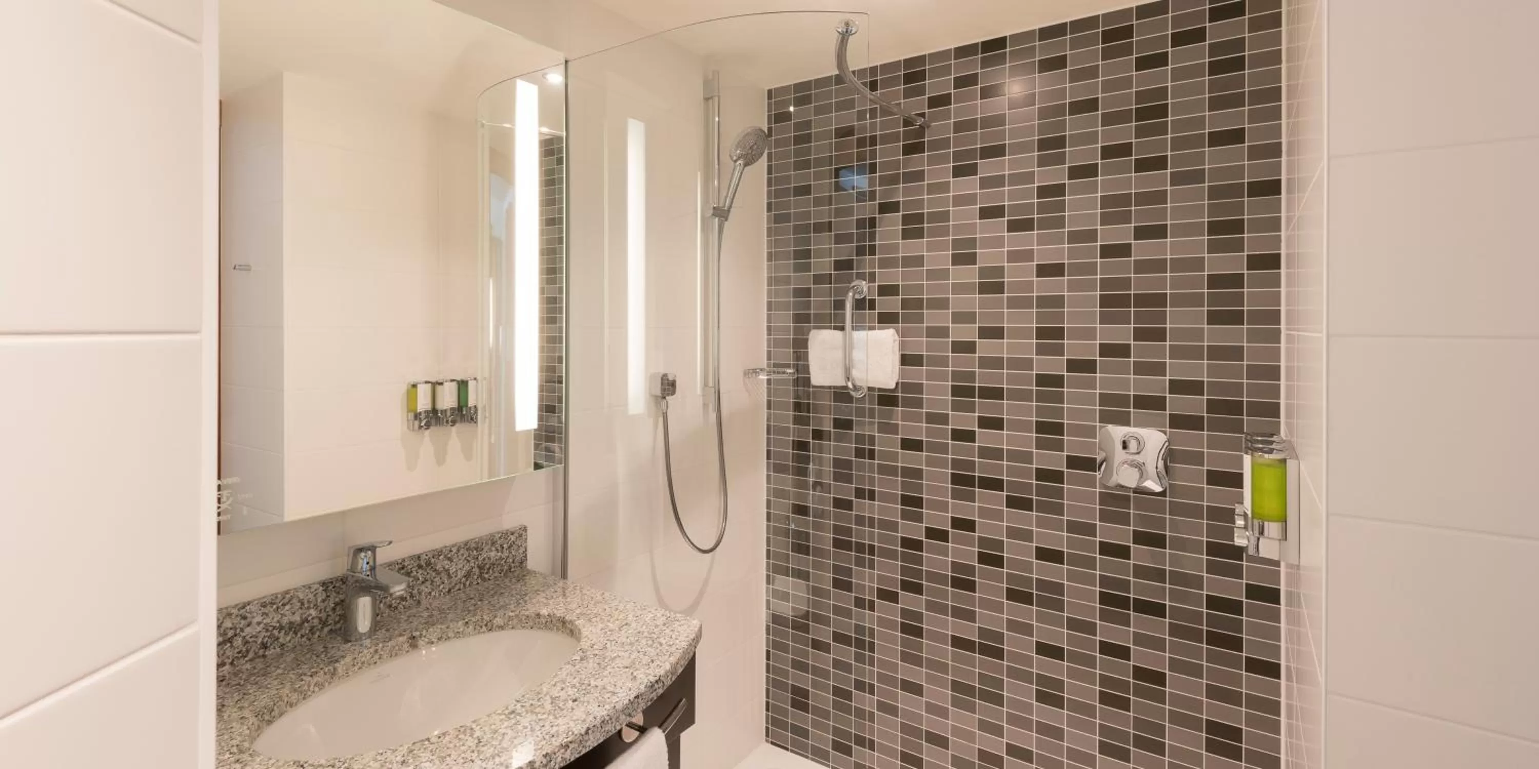 Property building in Hampton By Hilton Hamburg City Centre